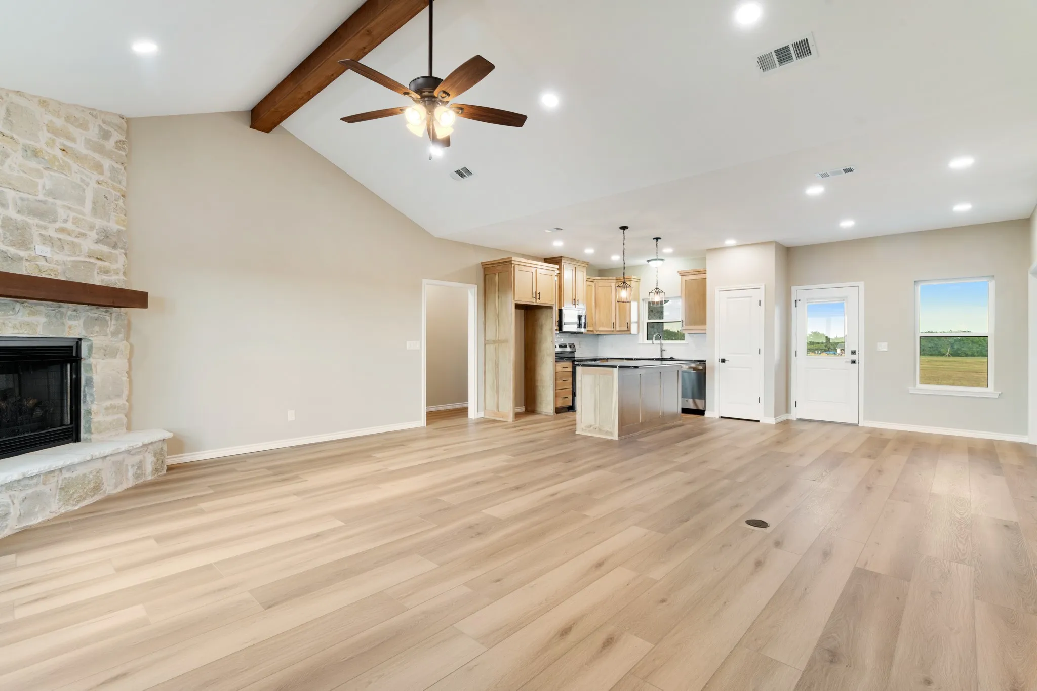 Single Family Residence For Sale in Lamar County , 461 S FM 196, Blossom, Texas 75416, 4 Bedroom, 2 Bathroom, 2 Garage spaces, 1,907 Sqft, built in 2026, mls#21393461, Real Estate Agent in Blossom, Homes For Sale in Lamar county, Homes For Sale in Blossom, Realtor in Blossom Texas, Real Estate Brokerage Independent Realty Texas, Luminita Cordes Realtor