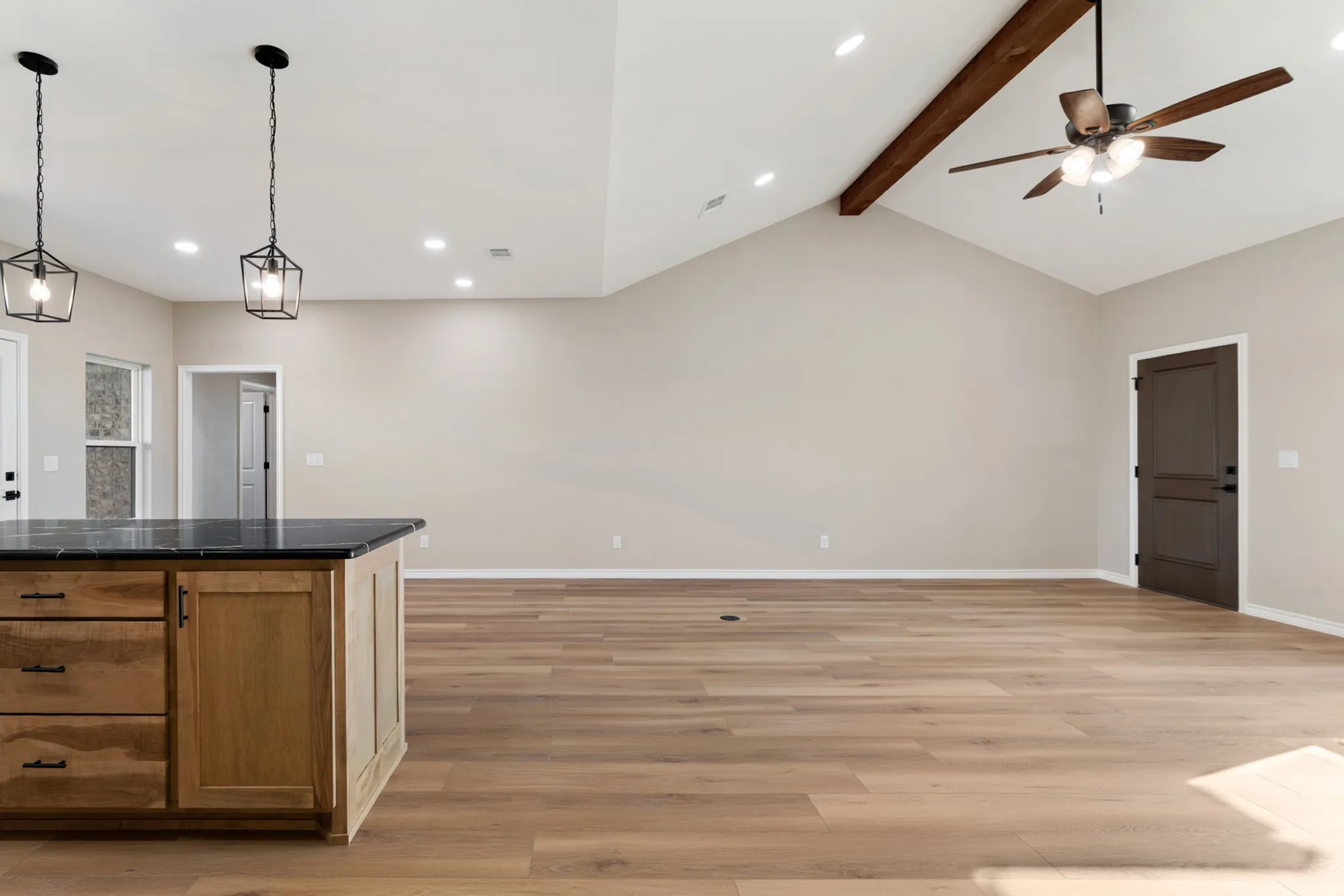 Single Family Residence For Sale in Lamar County , 461 S FM 196, Blossom, Texas 75416, 4 Bedroom, 2 Bathroom, 2 Garage spaces, 1,907 Sqft, built in 2026, mls#21393461, Real Estate Agent in Blossom, Homes For Sale in Lamar county, Homes For Sale in Blossom, Realtor in Blossom Texas, Real Estate Brokerage Independent Realty Texas, Luminita Cordes Realtor