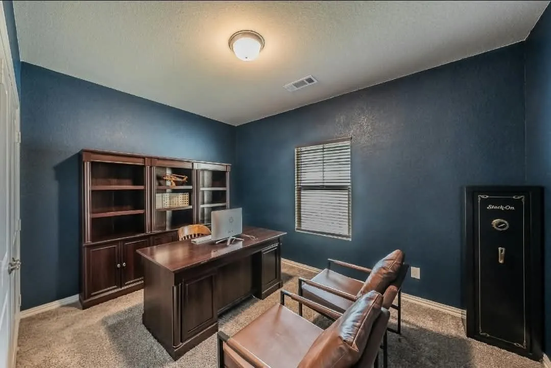 Single Family Residence For Sale in Tarrant County , 2132 Sun Star Drive, Haslet, Texas 76052, 5 Bedroom, 3 Bathroom, 2 Garage spaces, 3,060 Sqft, built in 2021, mls#21385656, Real Estate Agent in Haslet, Homes For Sale in Tarrant county, Homes For Sale in Haslet, Realtor in Haslet Texas, Real Estate Brokerage Independent Realty Texas, Luminita Cordes Realtor