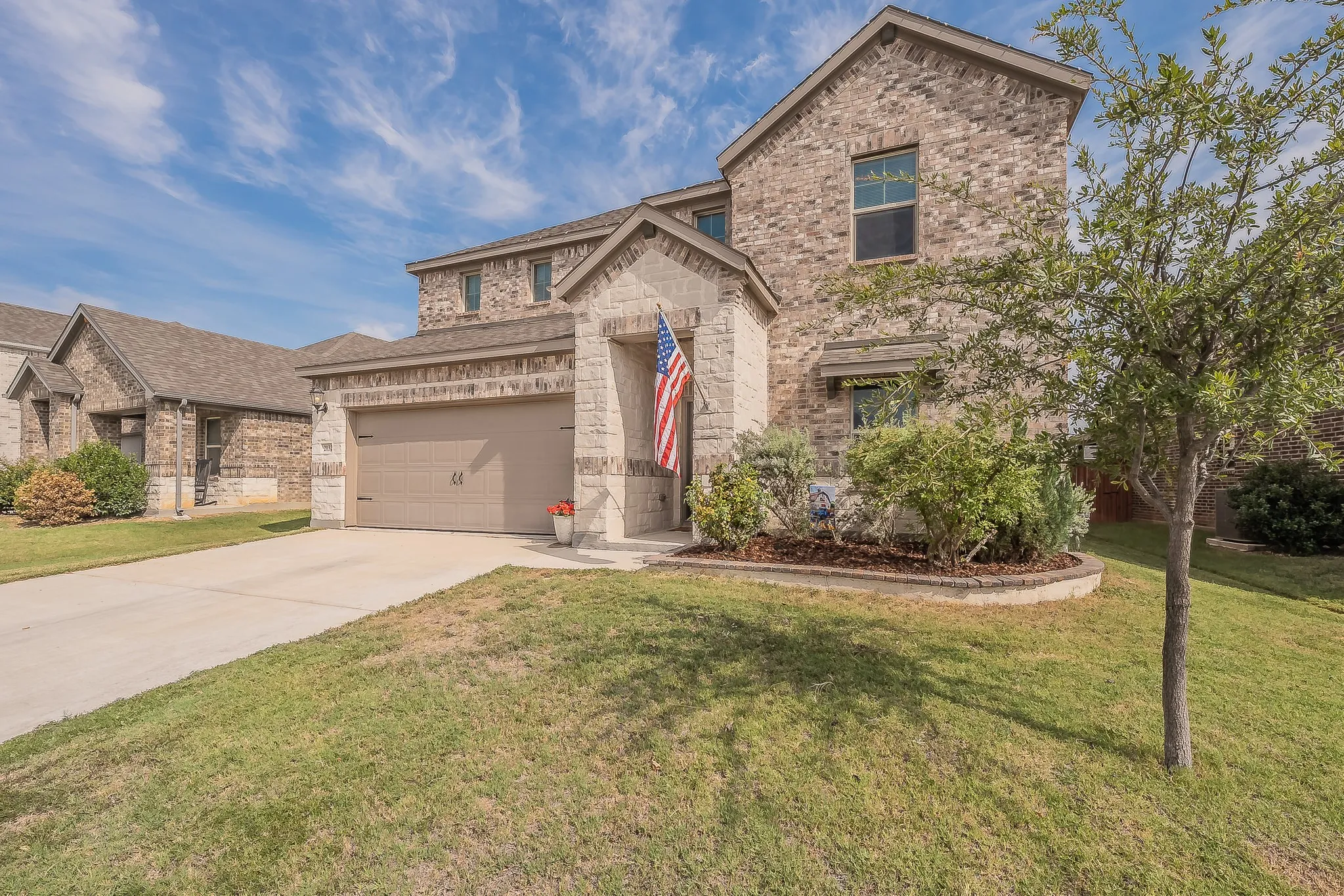 Single Family Residence For Sale in Tarrant County , 2132 Sun Star Drive, Haslet, Texas 76052, 5 Bedroom, 3 Bathroom, 2 Garage spaces, 3,060 Sqft, built in 2021, mls#21385656, Real Estate Agent in Haslet, Homes For Sale in Tarrant county, Homes For Sale in Haslet, Realtor in Haslet Texas, Real Estate Brokerage Independent Realty Texas, Luminita Cordes Realtor
