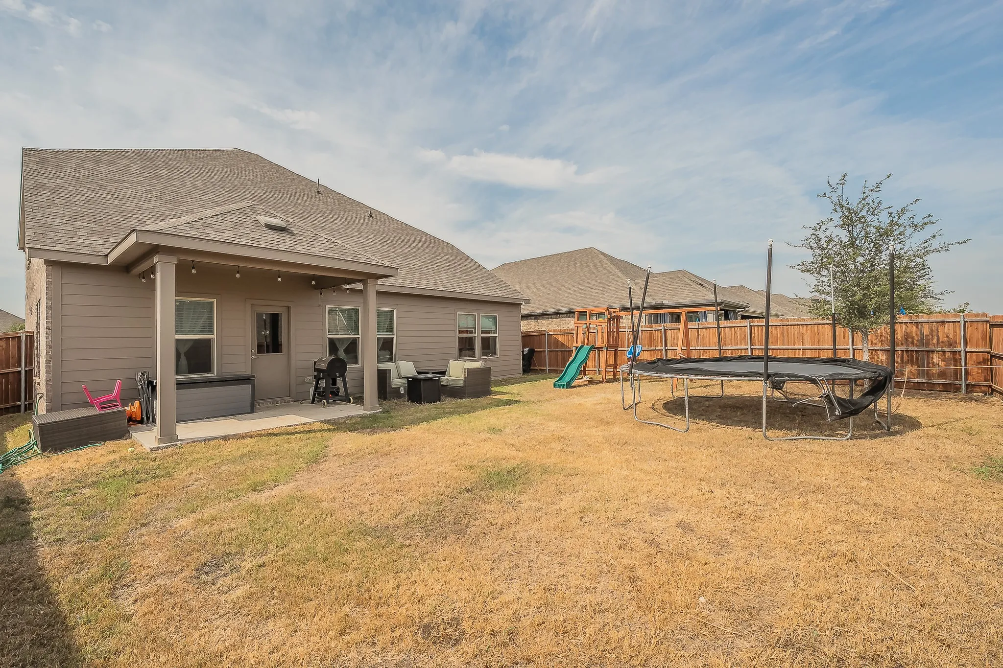 Single Family Residence For Sale in Tarrant County , 2132 Sun Star Drive, Haslet, Texas 76052, 5 Bedroom, 3 Bathroom, 2 Garage spaces, 3,060 Sqft, built in 2021, mls#21385656, Real Estate Agent in Haslet, Homes For Sale in Tarrant county, Homes For Sale in Haslet, Realtor in Haslet Texas, Real Estate Brokerage Independent Realty Texas, Luminita Cordes Realtor