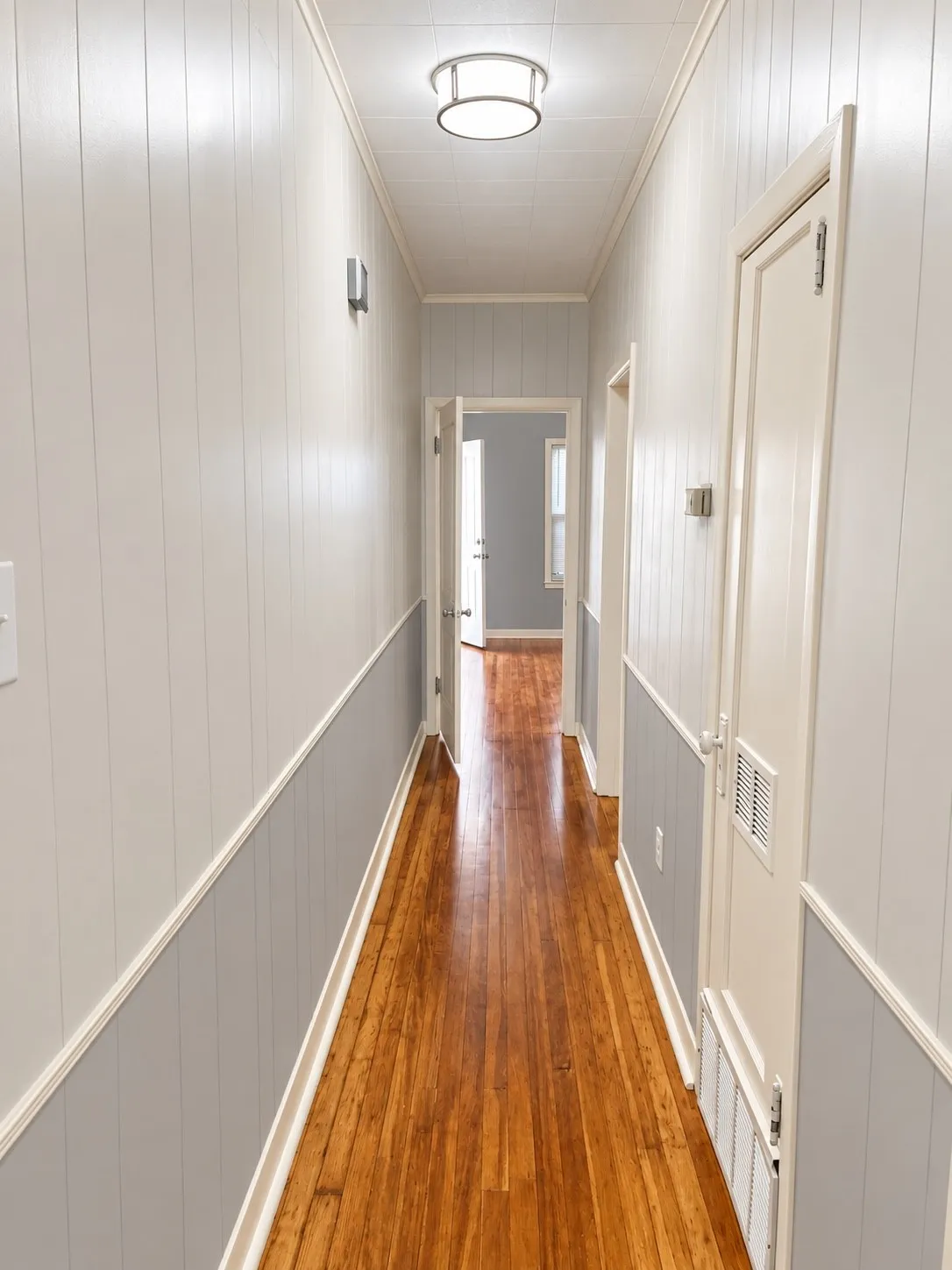 Single Family Residence For Rent in Taylor County , 349 Jeanette Street, Abilene, Texas 79602, 2 Bedroom, 1 Bathroom, Garage spaces, 1,116 Sqft, built in 1921, mls#21394244, Real Estate Agent in Abilene, Homes For Rent in Taylor county, Homes For Rent in Abilene, Realtor in Abilene Texas, Real Estate Brokerage Independent Realty Texas, Luminita Cordes Realtor