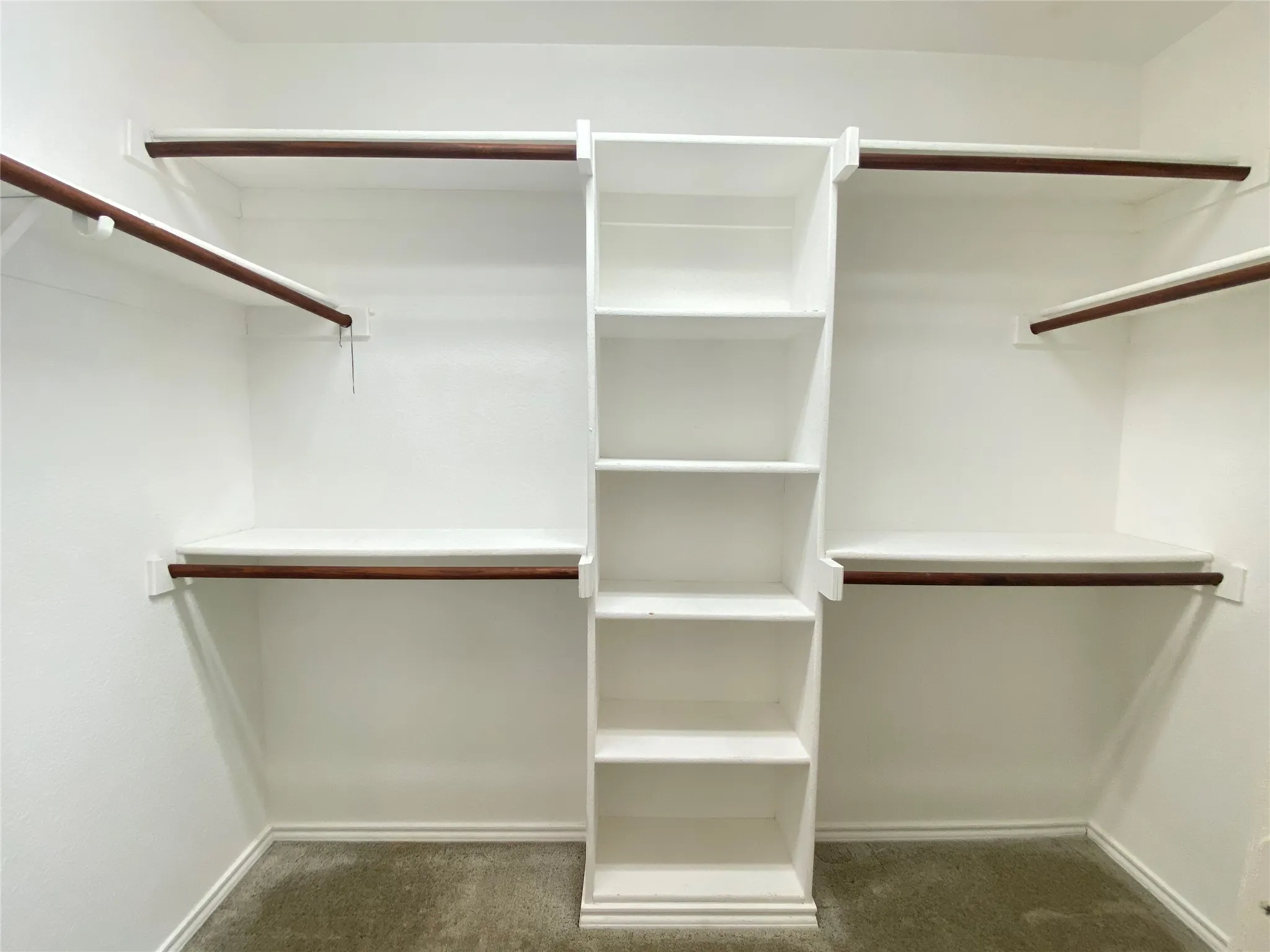 Single Family Residence For Rent in Dallas County , 8307 Timberbrook Lane, Dallas, Texas 75249, 3 Bedroom, 3 Bathroom, 2 Garage spaces, 1,629 Sqft, built in 2009, mls#21394119, Real Estate Agent in Dallas, Homes For Rent in Dallas county, Homes For Rent in Dallas, Realtor in Dallas Texas, Real Estate Brokerage Independent Realty Texas, Luminita Cordes Realtor