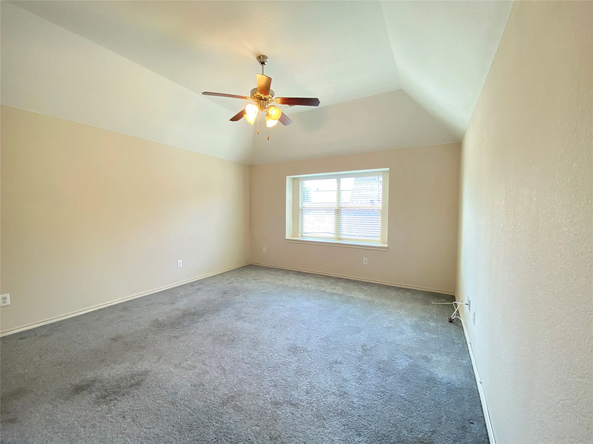 Single Family Residence For Rent in Dallas County , 8307 Timberbrook Lane, Dallas, Texas 75249, 3 Bedroom, 3 Bathroom, 2 Garage spaces, 1,629 Sqft, built in 2009, mls#21394119, Real Estate Agent in Dallas, Homes For Rent in Dallas county, Homes For Rent in Dallas, Realtor in Dallas Texas, Real Estate Brokerage Independent Realty Texas, Luminita Cordes Realtor