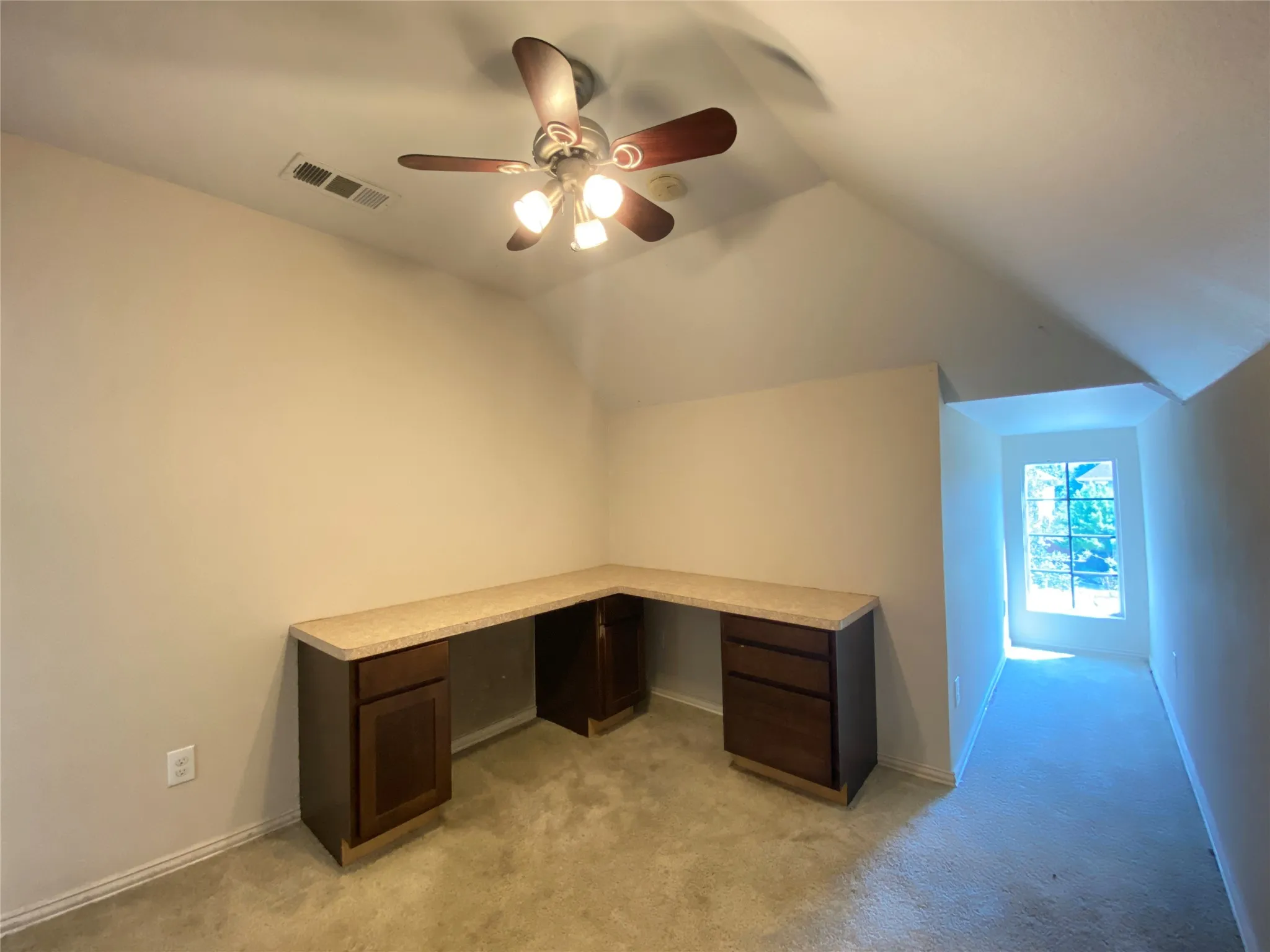 Single Family Residence For Rent in Dallas County , 8307 Timberbrook Lane, Dallas, Texas 75249, 3 Bedroom, 3 Bathroom, 2 Garage spaces, 1,629 Sqft, built in 2009, mls#21394119, Real Estate Agent in Dallas, Homes For Rent in Dallas county, Homes For Rent in Dallas, Realtor in Dallas Texas, Real Estate Brokerage Independent Realty Texas, Luminita Cordes Realtor