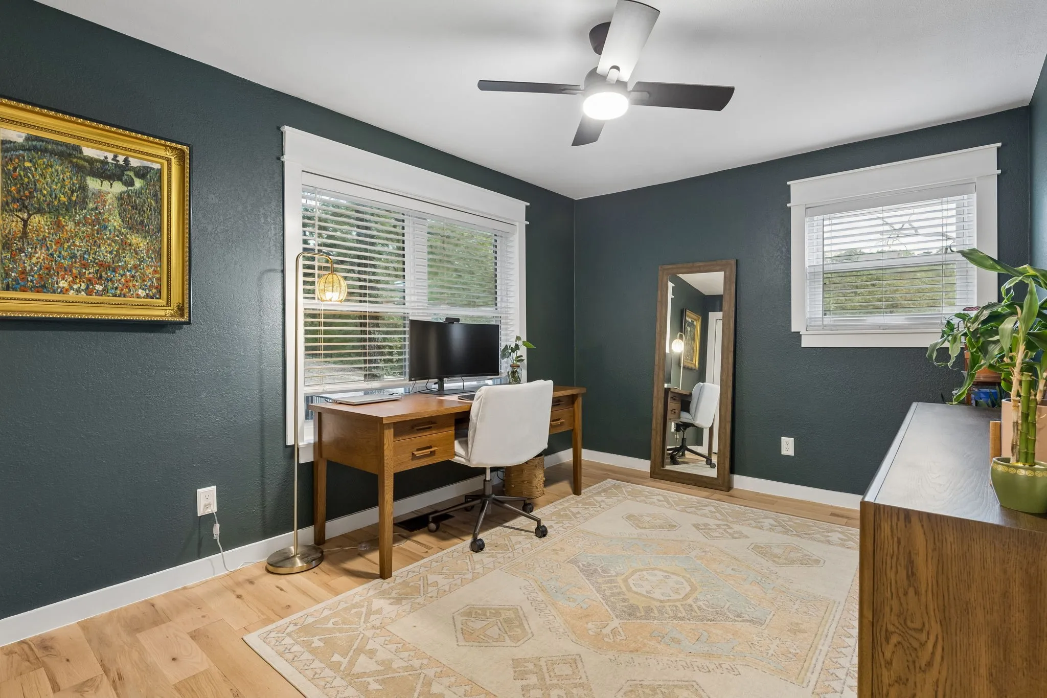 Single Family Residence For Sale in Denton County , 3309 Rolling Hill, Flower Mound, Texas 75022, 4 Bedroom, 3 Bathroom, 2 Garage spaces, 2,729 Sqft, built in 1985, mls#21393520, Real Estate Agent in Flower Mound, Homes For Sale in Denton county, Homes For Sale in Flower Mound, Realtor in Flower Mound Texas, Real Estate Brokerage Independent Realty Texas, Luminita Cordes Realtor
