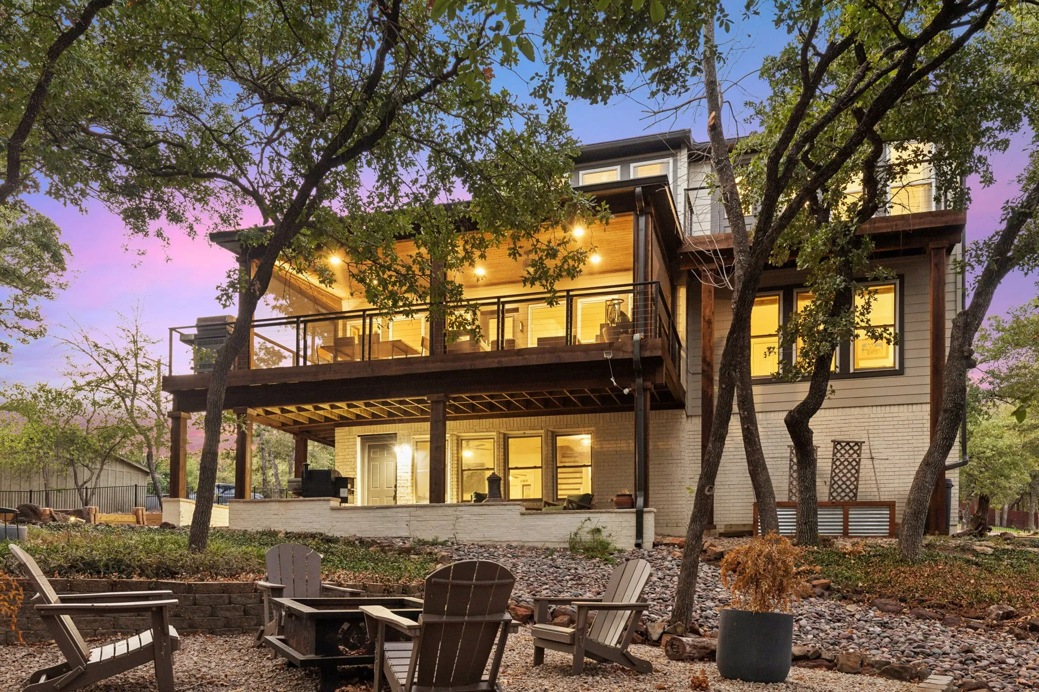 Single Family Residence For Sale in Denton County , 3309 Rolling Hill, Flower Mound, Texas 75022, 4 Bedroom, 3 Bathroom, 2 Garage spaces, 2,729 Sqft, built in 1985, mls#21393520, Real Estate Agent in Flower Mound, Homes For Sale in Denton county, Homes For Sale in Flower Mound, Realtor in Flower Mound Texas, Real Estate Brokerage Independent Realty Texas, Luminita Cordes Realtor