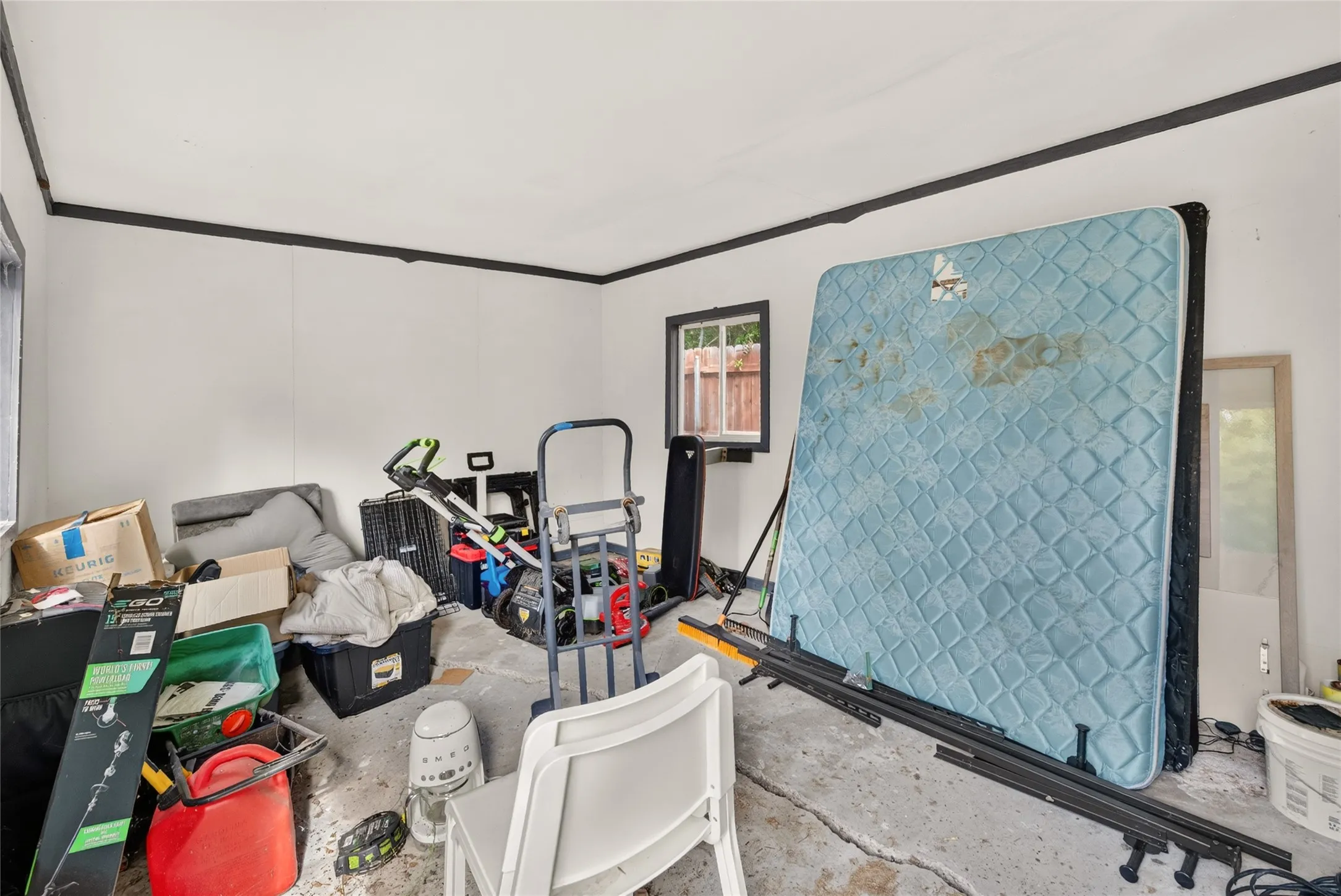 Single Family Residence For Sale in Rockwall County , 708 Sherman Street, Rockwall, Texas 75087, 3 Bedroom, 2 Bathroom, Garage spaces, 1,288 Sqft, built in 1974, mls#21393067, Real Estate Agent in Rockwall, Homes For Sale in Rockwall county, Homes For Sale in Rockwall, Realtor in Rockwall Texas, Real Estate Brokerage Independent Realty Texas, Luminita Cordes Realtor