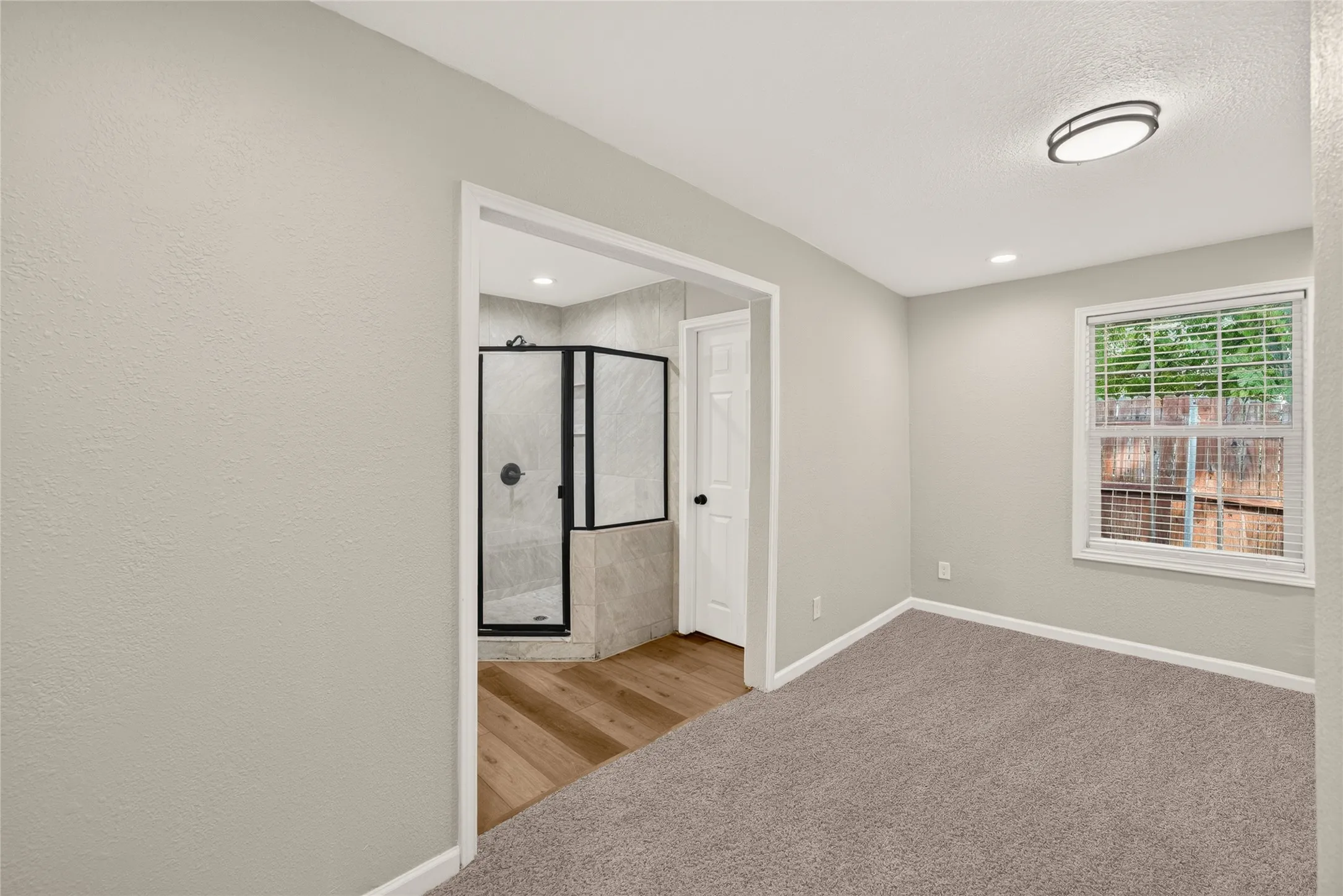 Single Family Residence For Sale in Rockwall County , 708 Sherman Street, Rockwall, Texas 75087, 3 Bedroom, 2 Bathroom, Garage spaces, 1,288 Sqft, built in 1974, mls#21393067, Real Estate Agent in Rockwall, Homes For Sale in Rockwall county, Homes For Sale in Rockwall, Realtor in Rockwall Texas, Real Estate Brokerage Independent Realty Texas, Luminita Cordes Realtor