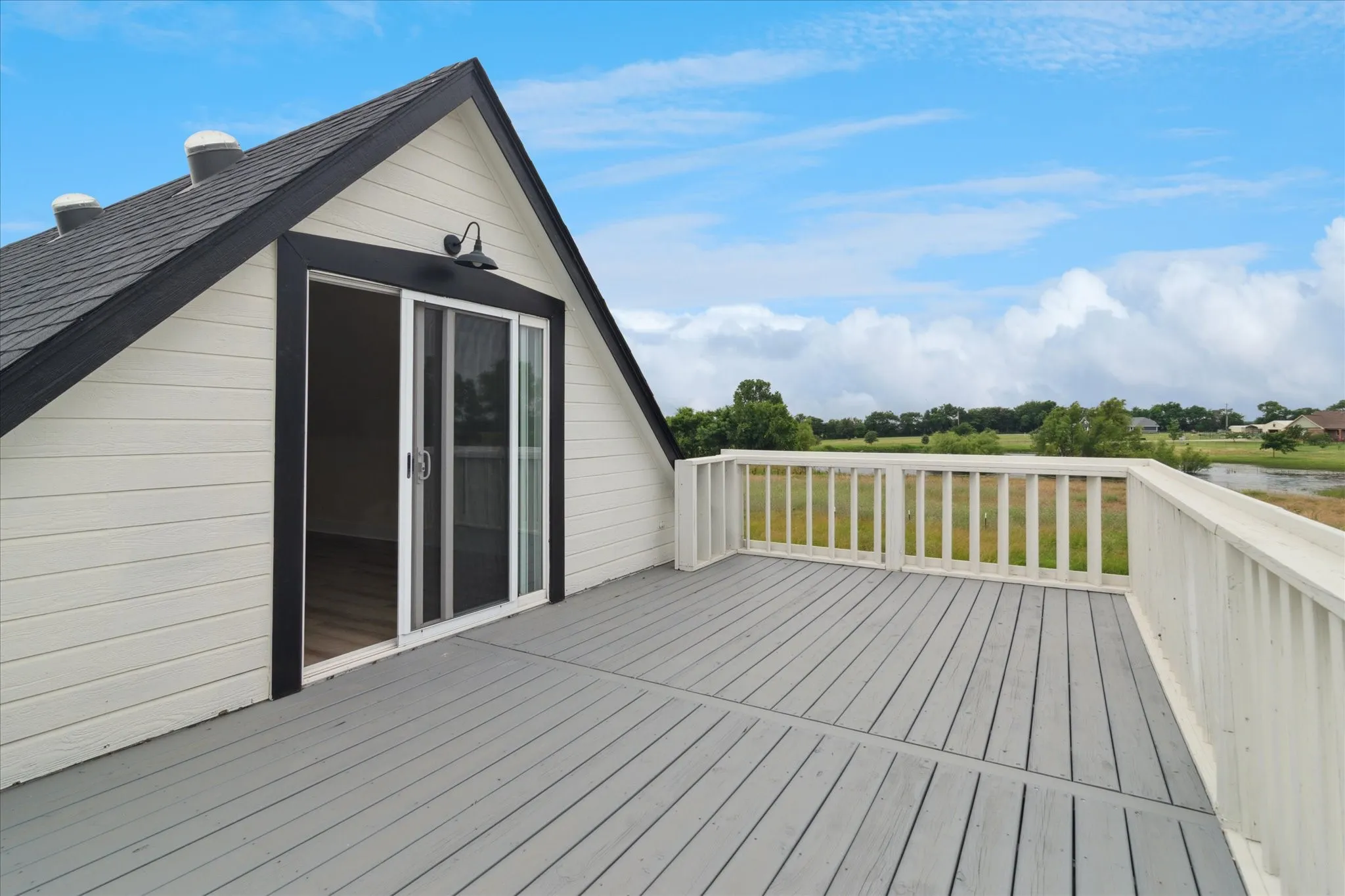 Single Family Residence For Rent in Grayson County , 669 Massey Road, Gunter, Texas 75058, 3 Bedroom, 3 Bathroom, 2 Garage spaces, 2,745 Sqft, built in 1997, mls#21391738, Real Estate Agent in Gunter, Homes For Rent in Grayson county, Homes For Rent in Gunter, Realtor in Gunter Texas, Real Estate Brokerage Independent Realty Texas, Luminita Cordes Realtor