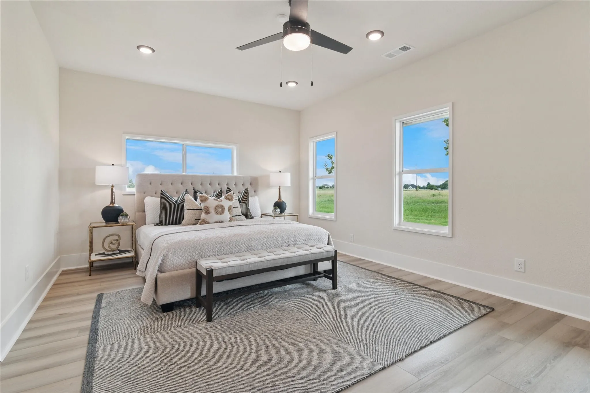 Single Family Residence For Rent in Grayson County , 669 Massey Road, Gunter, Texas 75058, 3 Bedroom, 3 Bathroom, 2 Garage spaces, 2,745 Sqft, built in 1997, mls#21391738, Real Estate Agent in Gunter, Homes For Rent in Grayson county, Homes For Rent in Gunter, Realtor in Gunter Texas, Real Estate Brokerage Independent Realty Texas, Luminita Cordes Realtor