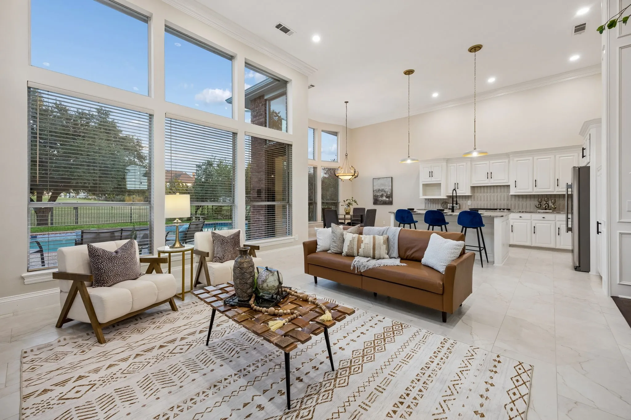 Single Family Residence For Sale in Denton County , 5512 Southern Hills Drive, Frisco, Texas 75034, 3 Bedroom, 3 Bathroom, 2 Garage spaces, 2,676 Sqft, built in 1992, mls#21394044, Real Estate Agent in Frisco, Homes For Sale in Denton county, Homes For Sale in Frisco, Realtor in Frisco Texas, Real Estate Brokerage Independent Realty Texas, Luminita Cordes Realtor