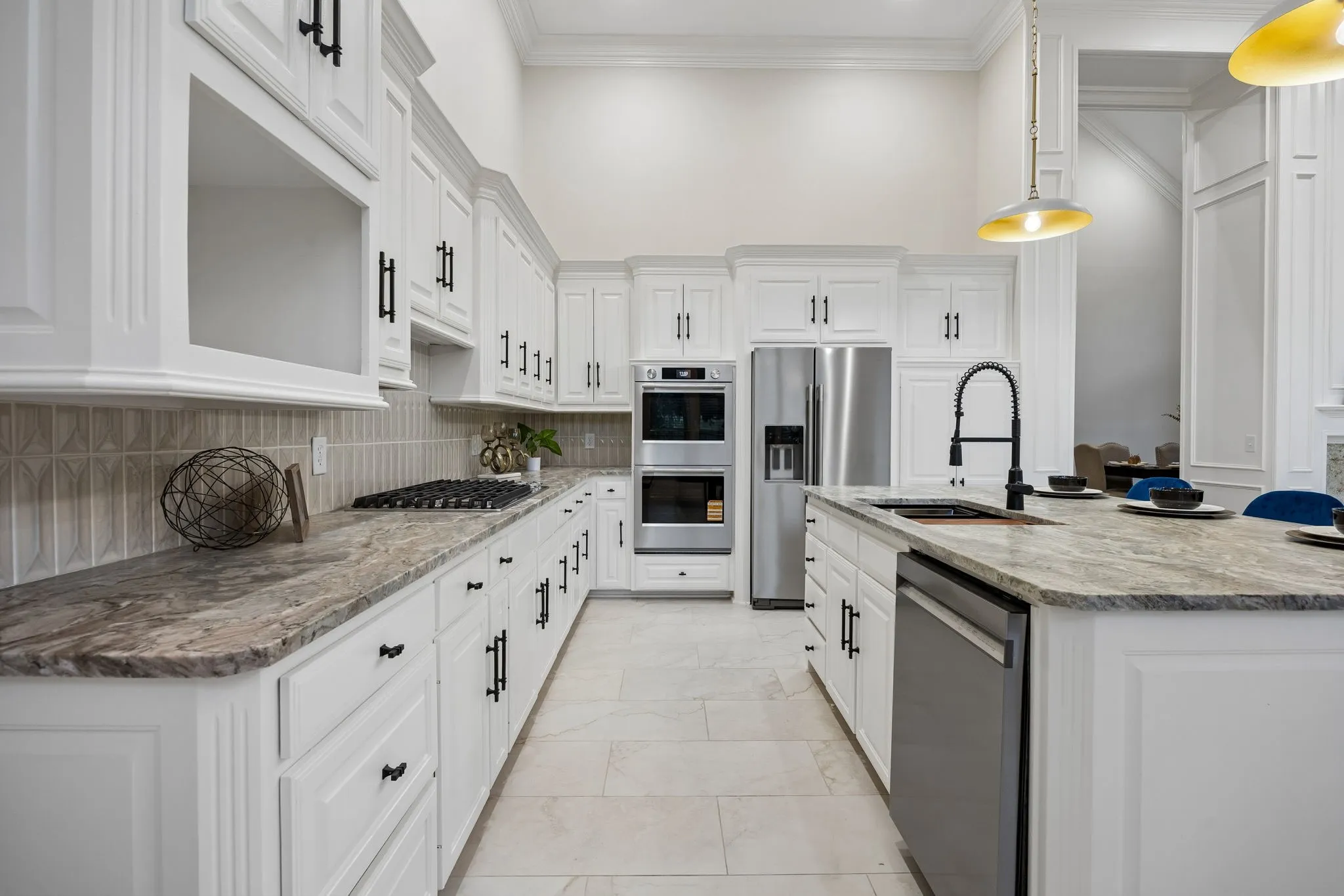 Single Family Residence For Sale in Denton County , 5512 Southern Hills Drive, Frisco, Texas 75034, 3 Bedroom, 3 Bathroom, 2 Garage spaces, 2,676 Sqft, built in 1992, mls#21394044, Real Estate Agent in Frisco, Homes For Sale in Denton county, Homes For Sale in Frisco, Realtor in Frisco Texas, Real Estate Brokerage Independent Realty Texas, Luminita Cordes Realtor