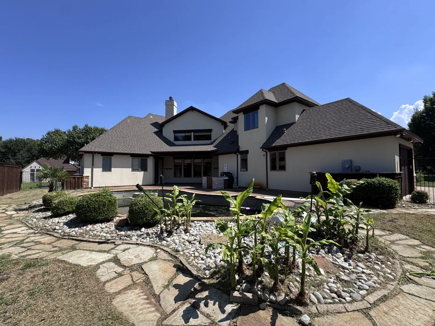 Single Family Residence For Sale in Tarrant County , 1401 Long And Winding Road, Mansfield, Texas 76063, 5 Bedroom, 4 Bathroom, 3 Garage spaces, 3,763 Sqft, built in 2007, mls#21393649, Real Estate Agent in Mansfield, Homes For Sale in Tarrant county, Homes For Sale in Mansfield, Realtor in Mansfield Texas, Real Estate Brokerage Independent Realty Texas, Luminita Cordes Realtor