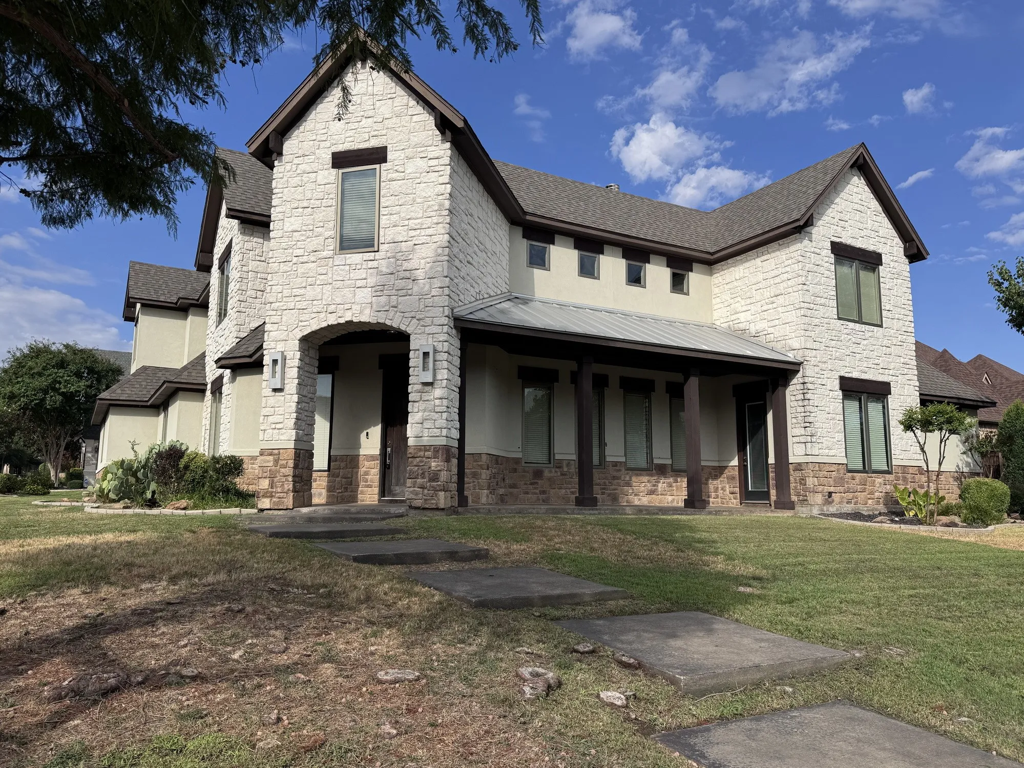Single Family Residence For Sale