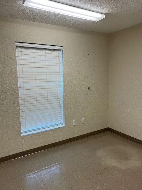 Office For Rent in Johnson County , 1910 W Henderson Street, Cleburne, Texas 76033, 0, 0, Garage spaces, 0 Sqft, built in 1941, mls#21393105, Real Estate Agent in Cleburne, Homes For Rent in Johnson county, Homes For Rent in Cleburne, Realtor in Cleburne Texas, Real Estate Brokerage Independent Realty Texas, Luminita Cordes Realtor
