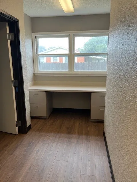 Office For Rent in Johnson County , 1910 W Henderson Street, Cleburne, Texas 76033, 0, 0, Garage spaces, 0 Sqft, built in 1941, mls#21393105, Real Estate Agent in Cleburne, Homes For Rent in Johnson county, Homes For Rent in Cleburne, Realtor in Cleburne Texas, Real Estate Brokerage Independent Realty Texas, Luminita Cordes Realtor