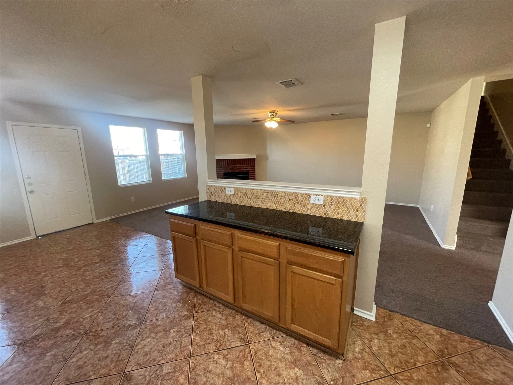 Single Family Residence For Rent in Dallas County , 1015 Graystone Drive, Lancaster, Texas 75134, 5 Bedroom, 3 Bathroom, 2 Garage spaces, 3,644 Sqft, built in 2006, mls#21394258, Real Estate Agent in Lancaster, Homes For Rent in Dallas county, Homes For Rent in Lancaster, Realtor in Lancaster Texas, Real Estate Brokerage Independent Realty Texas, Luminita Cordes Realtor
