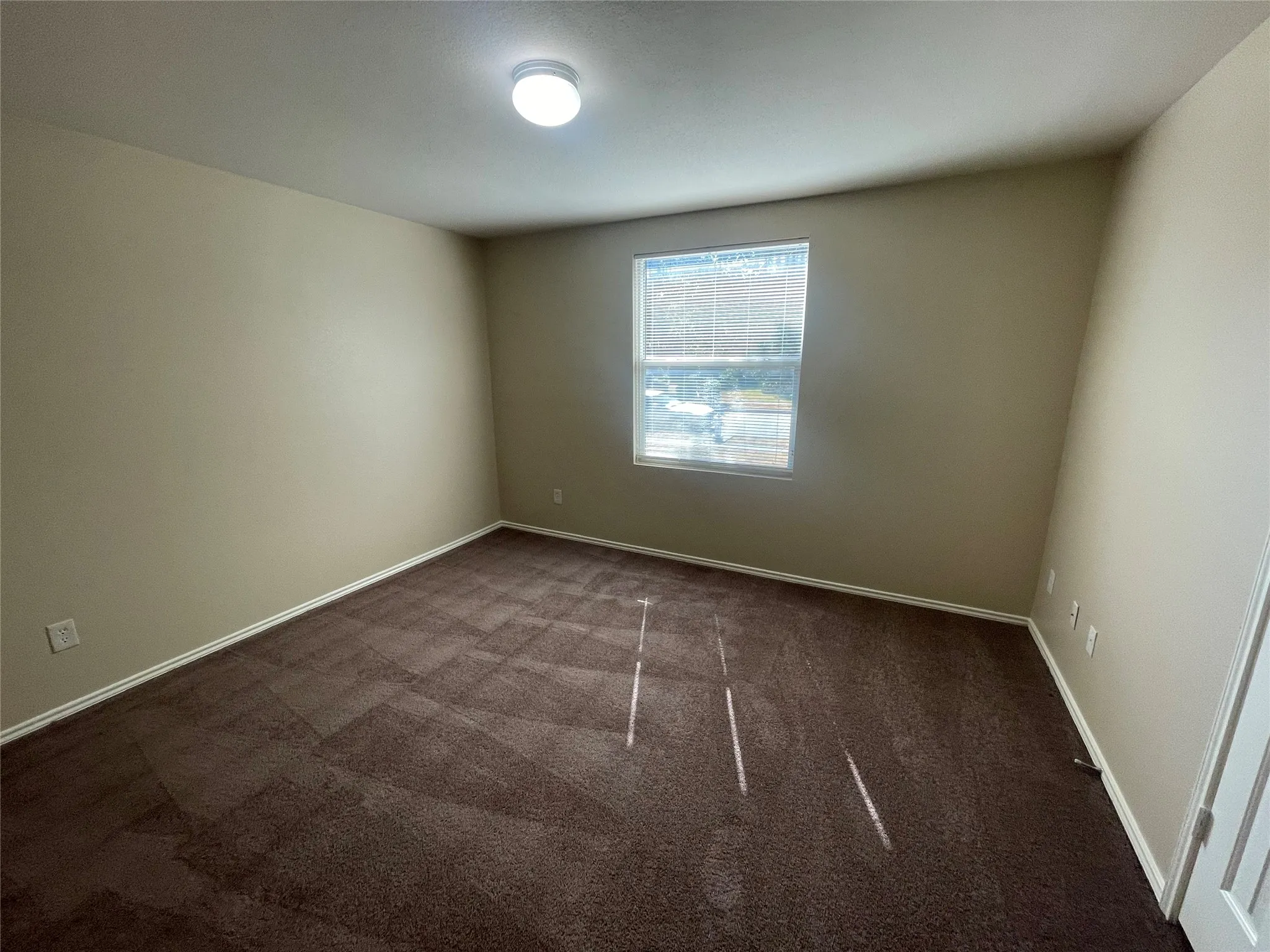 Single Family Residence For Rent in Dallas County , 1015 Graystone Drive, Lancaster, Texas 75134, 5 Bedroom, 3 Bathroom, 2 Garage spaces, 3,644 Sqft, built in 2006, mls#21394258, Real Estate Agent in Lancaster, Homes For Rent in Dallas county, Homes For Rent in Lancaster, Realtor in Lancaster Texas, Real Estate Brokerage Independent Realty Texas, Luminita Cordes Realtor