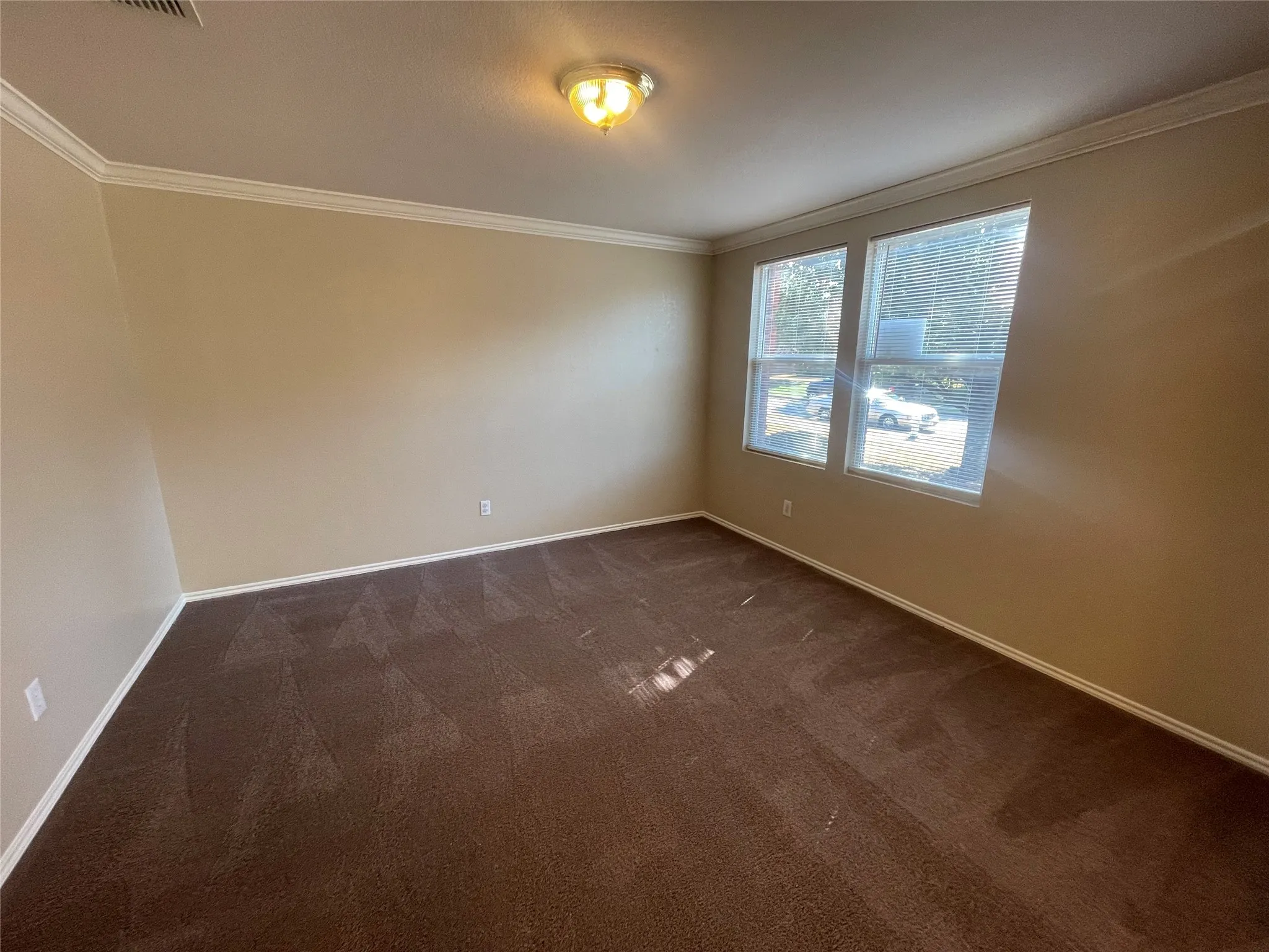 Single Family Residence For Rent in Dallas County , 1015 Graystone Drive, Lancaster, Texas 75134, 5 Bedroom, 3 Bathroom, 2 Garage spaces, 3,644 Sqft, built in 2006, mls#21394258, Real Estate Agent in Lancaster, Homes For Rent in Dallas county, Homes For Rent in Lancaster, Realtor in Lancaster Texas, Real Estate Brokerage Independent Realty Texas, Luminita Cordes Realtor