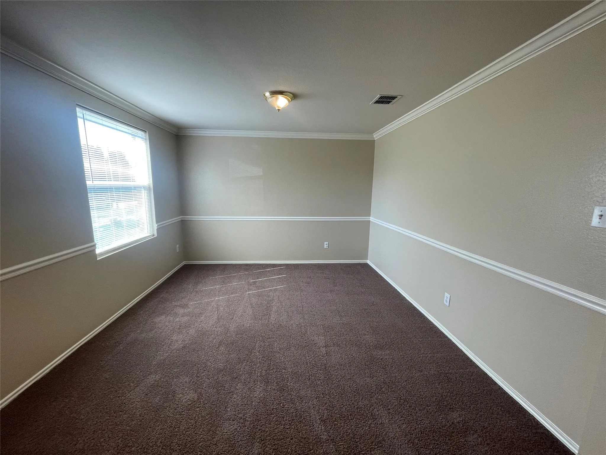 Single Family Residence For Rent in Dallas County , 1015 Graystone Drive, Lancaster, Texas 75134, 5 Bedroom, 3 Bathroom, 2 Garage spaces, 3,644 Sqft, built in 2006, mls#21394258, Real Estate Agent in Lancaster, Homes For Rent in Dallas county, Homes For Rent in Lancaster, Realtor in Lancaster Texas, Real Estate Brokerage Independent Realty Texas, Luminita Cordes Realtor