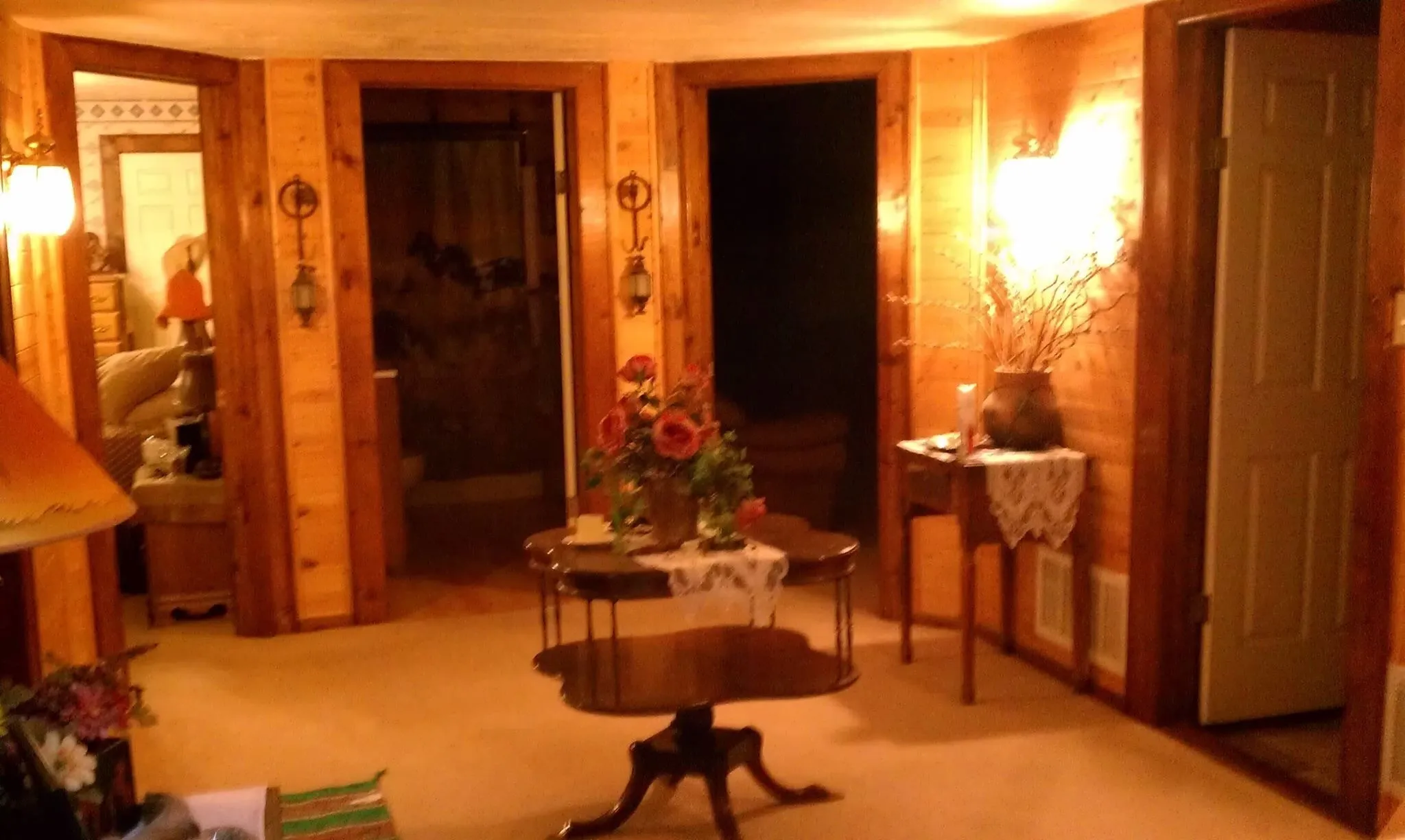 Single Family Residence For Sale in Grayson County , 135 Whitaker Circle, Gordonville, Texas 76245, 3 Bedroom, 2 Bathroom, Garage spaces, 2,500 Sqft, built in 1990, mls#21394259, Real Estate Agent in Gordonville, Homes For Sale in Grayson county, Homes For Sale in Gordonville, Realtor in Gordonville Texas, Real Estate Brokerage Independent Realty Texas, Luminita Cordes Realtor