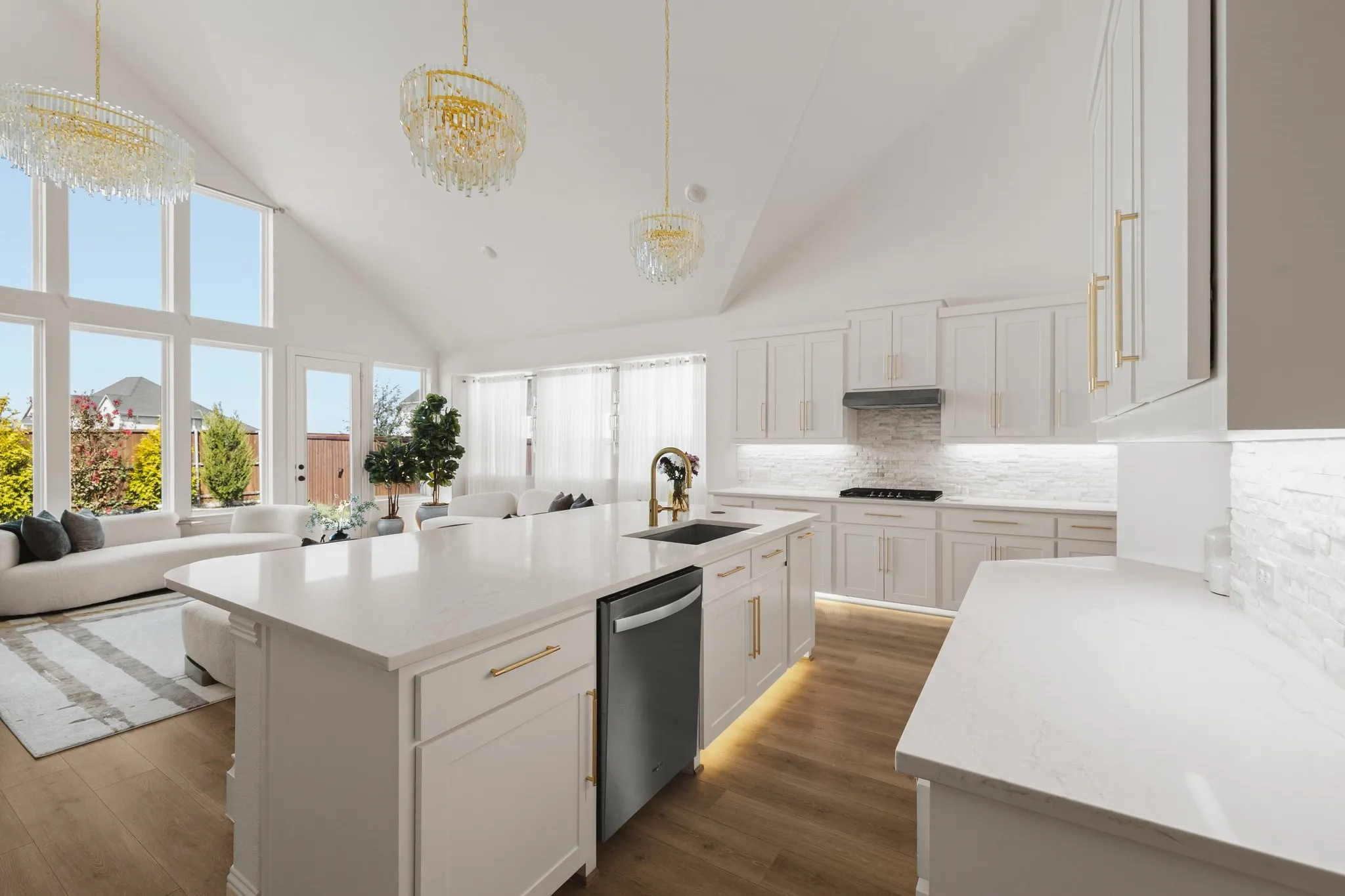 Single Family Residence For Rent in Dallas County , 700 Mountain Laurel Road, Wylie, Texas 75098, 4 Bedroom, 3 Bathroom, 2 Garage spaces, 3,570 Sqft, built in 2024, mls#21394260, Real Estate Agent in Wylie, Homes For Rent in Dallas county, Homes For Rent in Wylie, Realtor in Wylie Texas, Real Estate Brokerage Independent Realty Texas, Luminita Cordes Realtor