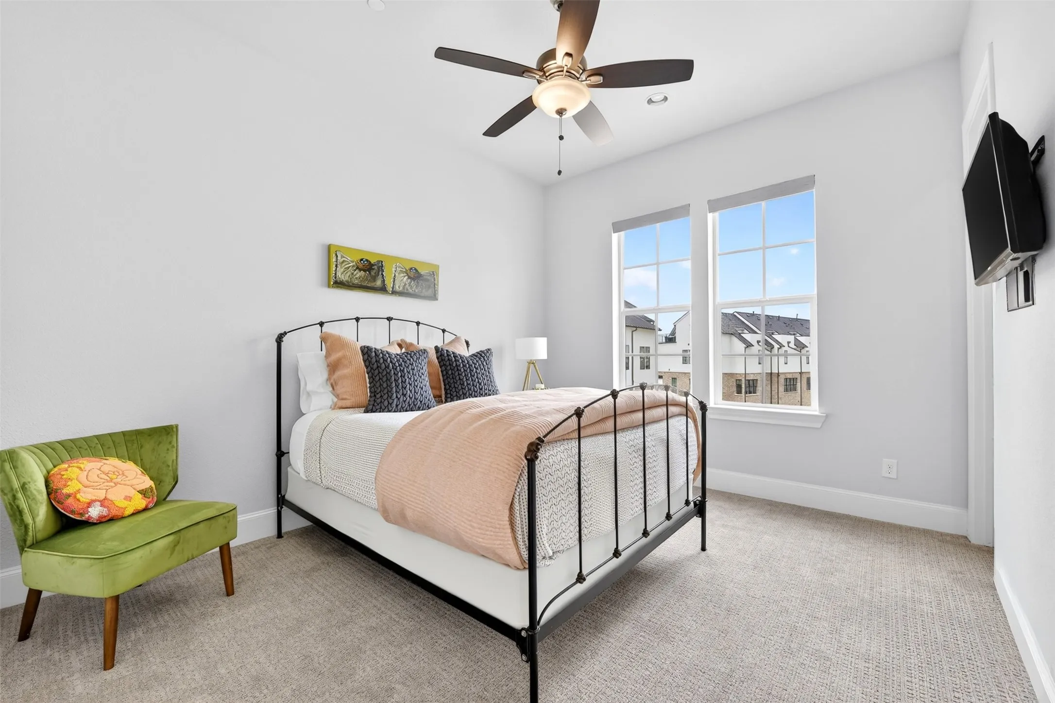 Townhouse For Rent in Dallas County , 610 Dalton Lane, Irving, Texas 75039, 3 Bedroom, 4 Bathroom, 2 Garage spaces, 2,403 Sqft, built in 2019, mls#21391548, Real Estate Agent in Irving, Homes For Rent in Dallas county, Homes For Rent in Irving, Realtor in Irving Texas, Real Estate Brokerage Independent Realty Texas, Luminita Cordes Realtor