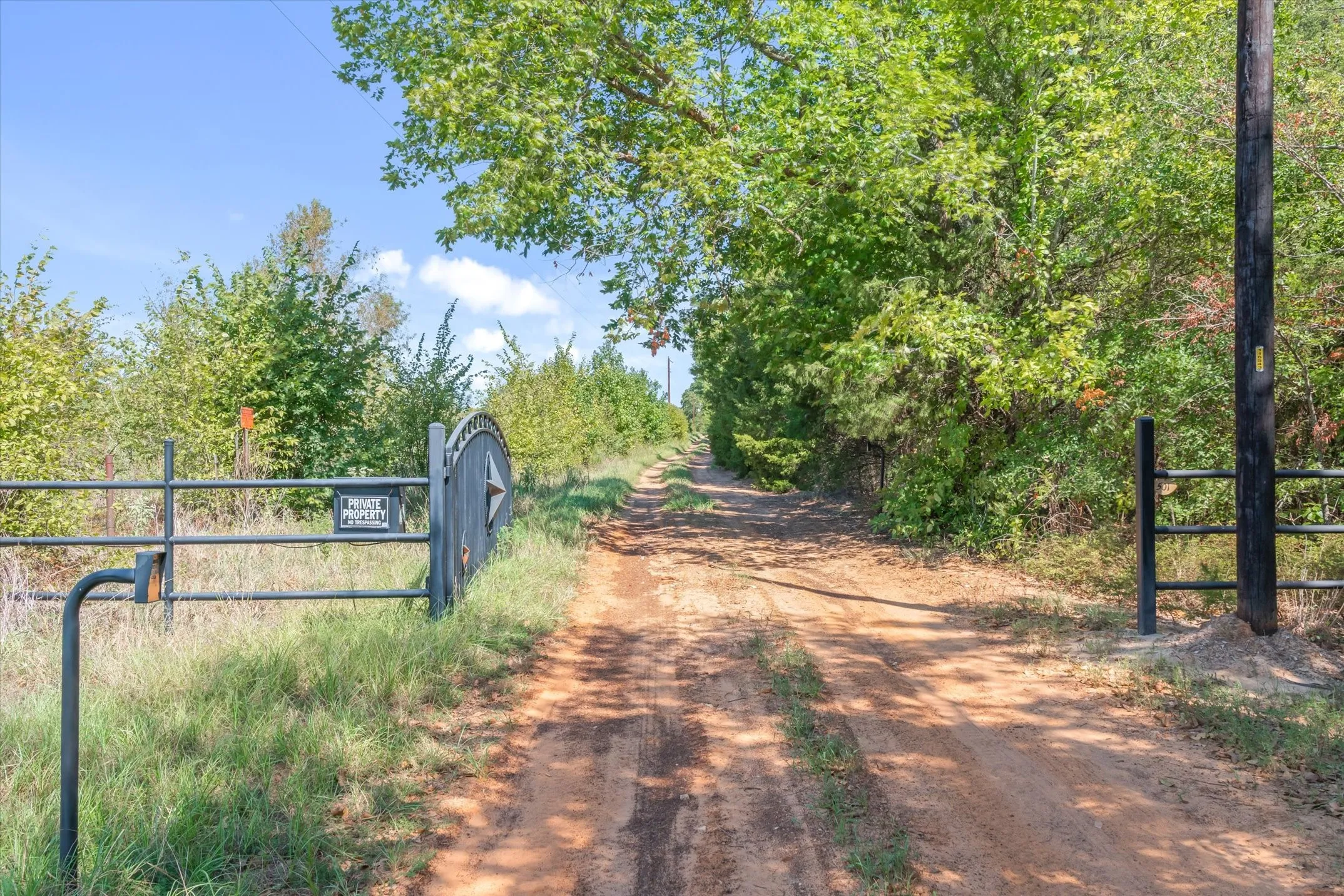 Unimproved Land For Sale in Van Zandt County , TBD County Road 8987, Ben Wheeler, Texas 75754, 0, 0, Garage spaces, 0 Sqft, built in 0, mls#21392229, Real Estate Agent in Ben Wheeler, Homes For Sale in Van Zandt county, Homes For Sale in Ben Wheeler, Realtor in Ben Wheeler Texas, Real Estate Brokerage Independent Realty Texas, Luminita Cordes Realtor