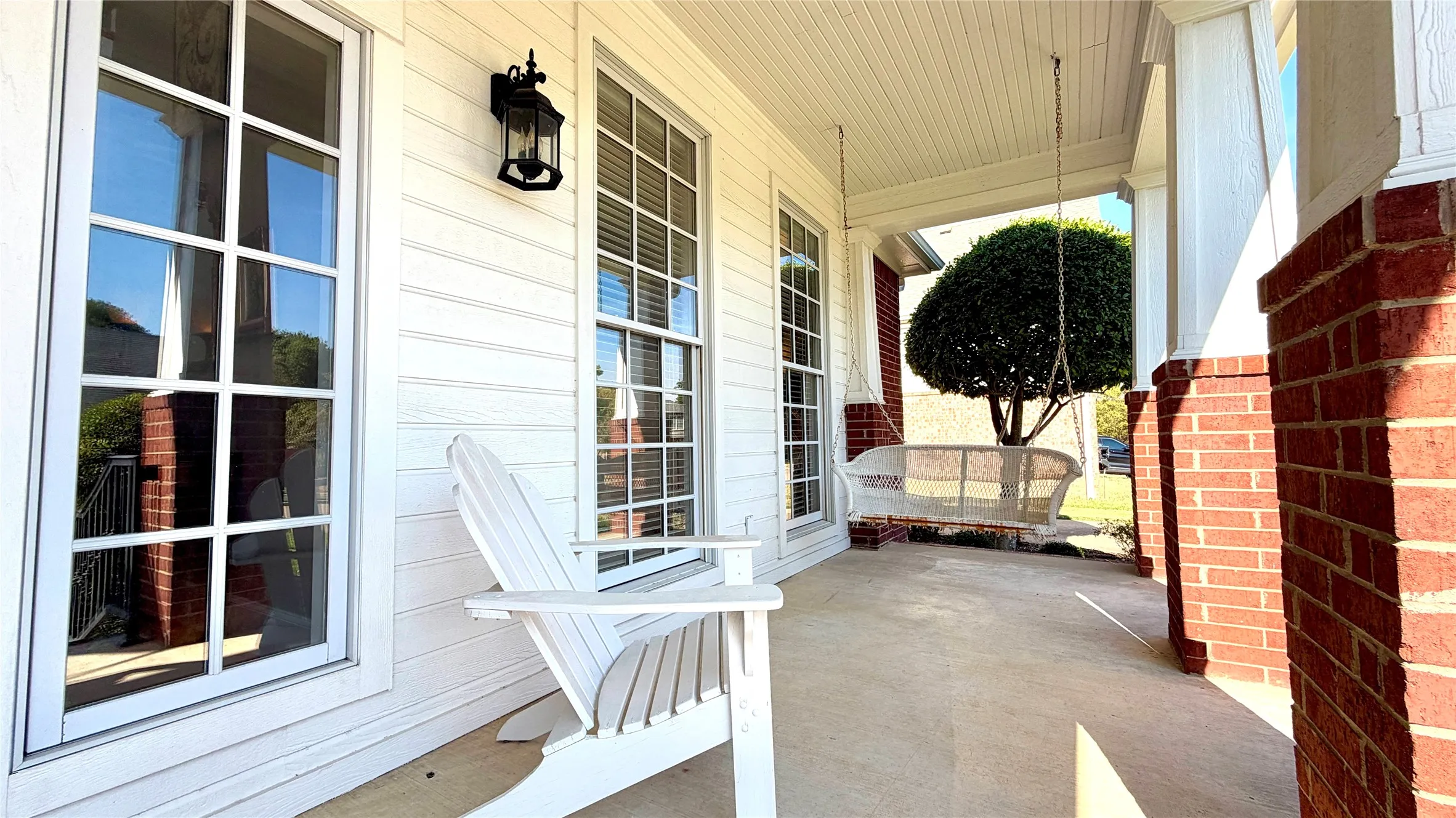 Single Family Residence For Sale in Kaufman County , 8 Griffith Court, Terrell, Texas 75160, 3 Bedroom, 3 Bathroom, 2 Garage spaces, 2,567 Sqft, built in 2001, mls#21394028, Real Estate Agent in Terrell, Homes For Sale in Kaufman county, Homes For Sale in Terrell, Realtor in Terrell Texas, Real Estate Brokerage Independent Realty Texas, Luminita Cordes Realtor