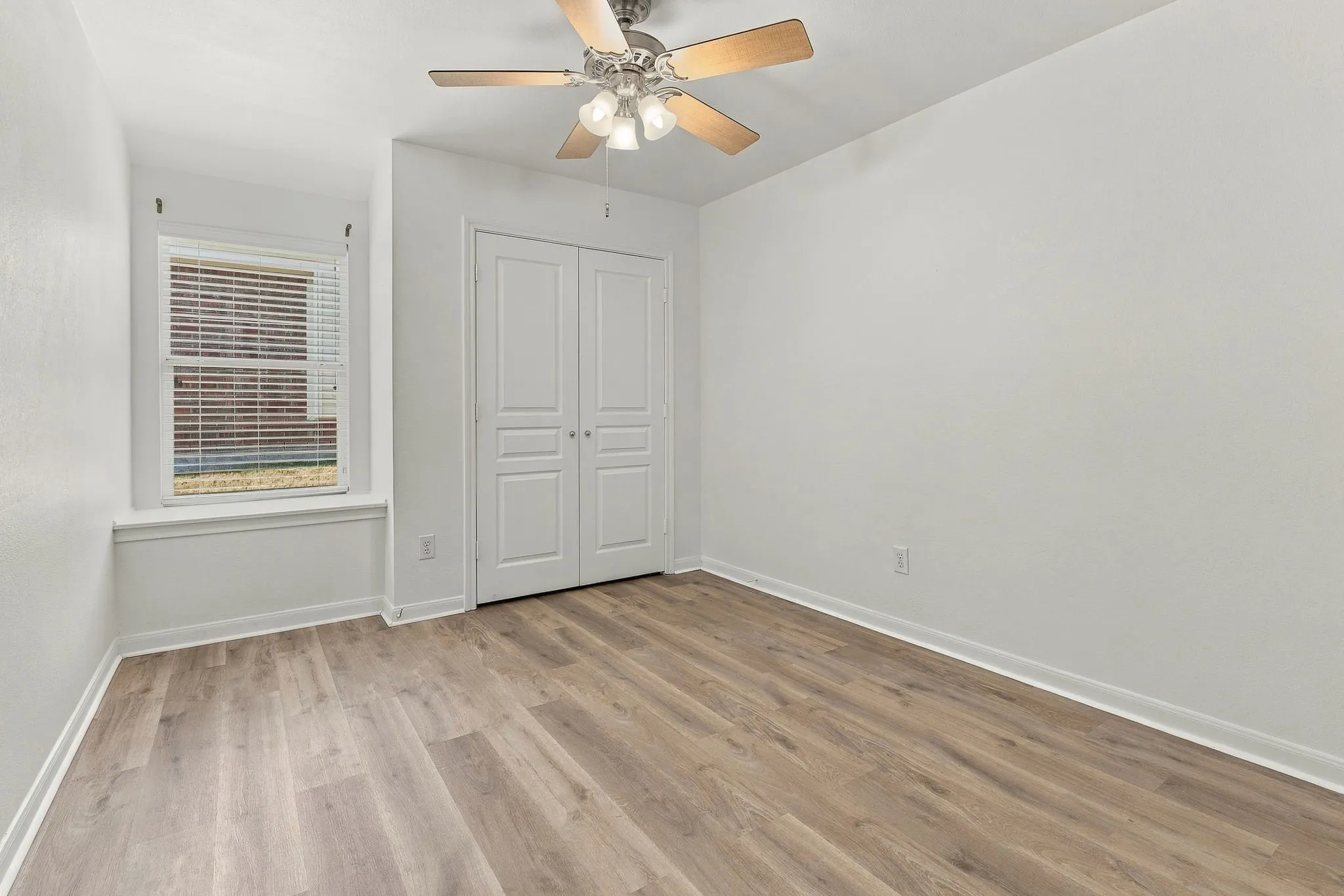 Single Family Residence For Sale in Collin County , 7600 Val Verde Drive, Mc Kinney, Texas 75071, 4 Bedroom, 2 Bathroom, 2 Garage spaces, 2,235 Sqft, built in 2005, mls#21381987, Real Estate Agent in Mc Kinney, Homes For Sale in Collin county, Homes For Sale in Mc Kinney, Realtor in Mc Kinney Texas, Real Estate Brokerage Independent Realty Texas, Luminita Cordes Realtor