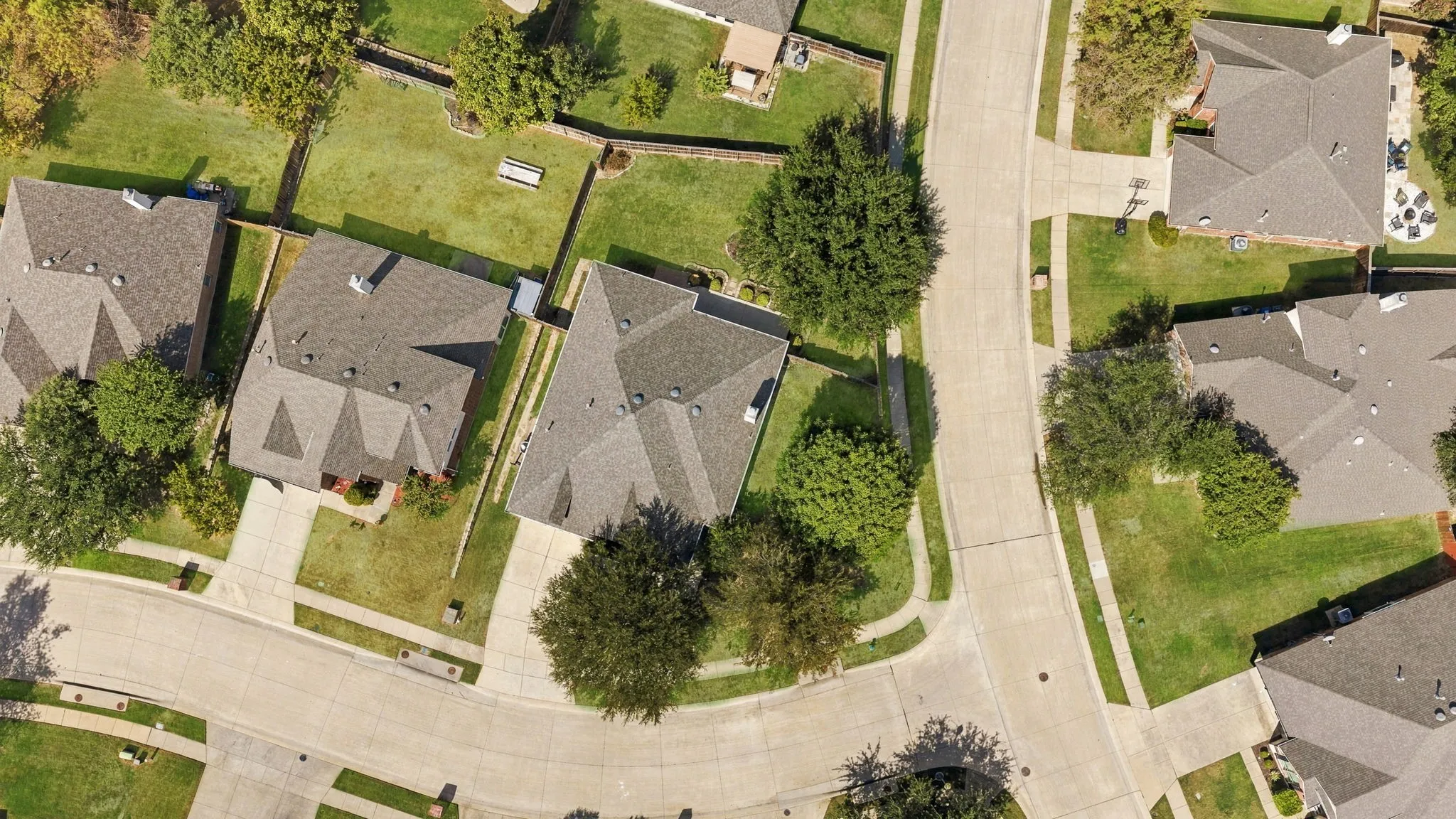 Single Family Residence For Sale in Collin County , 7600 Val Verde Drive, Mc Kinney, Texas 75071, 4 Bedroom, 2 Bathroom, 2 Garage spaces, 2,235 Sqft, built in 2005, mls#21381987, Real Estate Agent in Mc Kinney, Homes For Sale in Collin county, Homes For Sale in Mc Kinney, Realtor in Mc Kinney Texas, Real Estate Brokerage Independent Realty Texas, Luminita Cordes Realtor