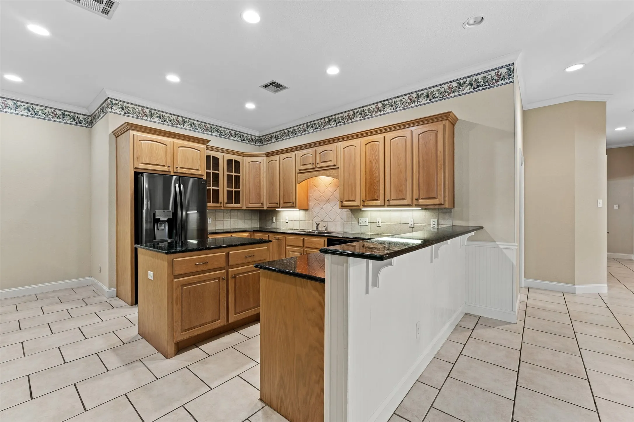 Single Family Residence For Sale in Mc Lennan County , 235 Settlers Creek Trail, Woodway, Texas 76712, 3 Bedroom, 3 Bathroom, 3 Garage spaces, 3,215 Sqft, built in 2002, mls#21394251, Real Estate Agent in Woodway, Homes For Sale in Mc Lennan county, Homes For Sale in Woodway, Realtor in Woodway Texas, Real Estate Brokerage Independent Realty Texas, Luminita Cordes Realtor