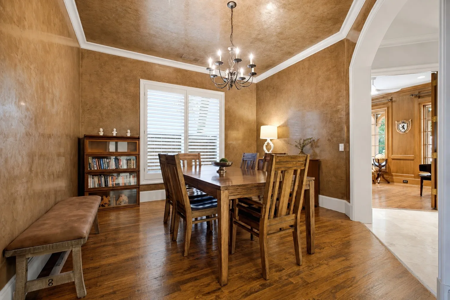 Single Family Residence For Sale in Dallas County , 5243 Willis Avenue, Dallas, Texas 75206, 3 Bedroom, 4 Bathroom, 2 Garage spaces, 3,814 Sqft, built in 2006, mls#21346921, Real Estate Agent in Dallas, Homes For Sale in Dallas county, Homes For Sale in Dallas, Realtor in Dallas Texas, Real Estate Brokerage Independent Realty Texas, Luminita Cordes Realtor