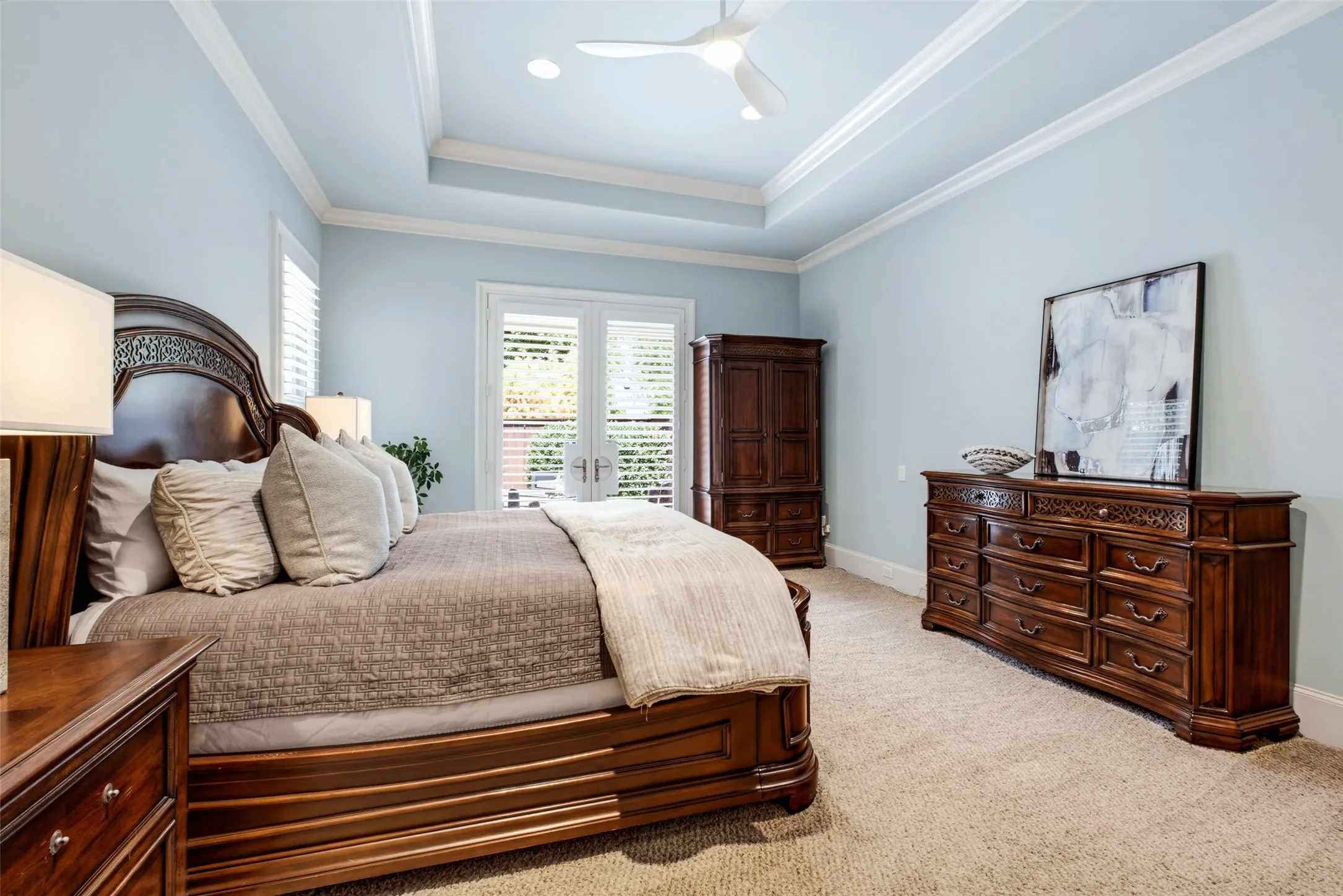 Single Family Residence For Sale in Dallas County , 5243 Willis Avenue, Dallas, Texas 75206, 3 Bedroom, 4 Bathroom, 2 Garage spaces, 3,814 Sqft, built in 2006, mls#21346921, Real Estate Agent in Dallas, Homes For Sale in Dallas county, Homes For Sale in Dallas, Realtor in Dallas Texas, Real Estate Brokerage Independent Realty Texas, Luminita Cordes Realtor