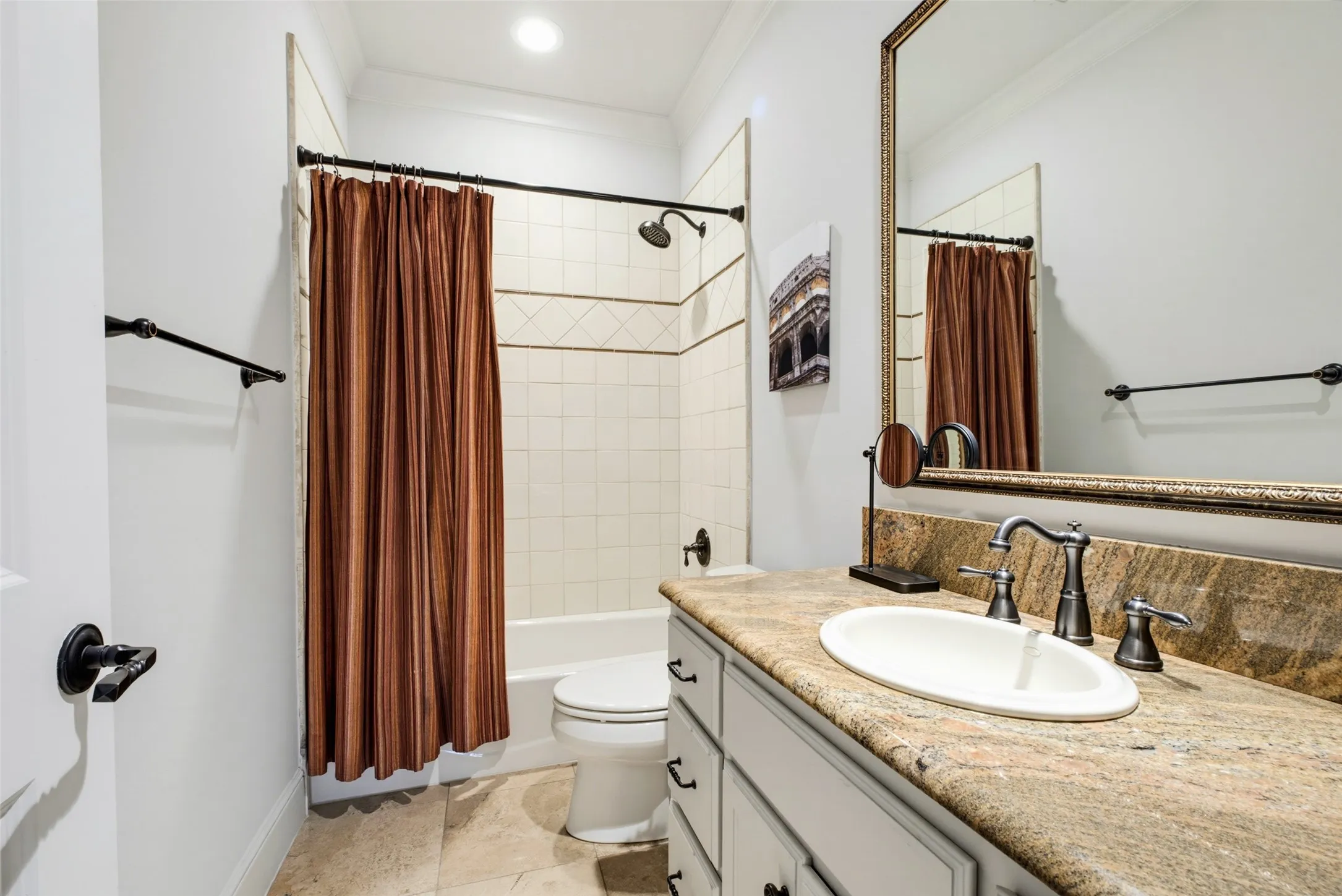 Single Family Residence For Sale in Dallas County , 5243 Willis Avenue, Dallas, Texas 75206, 3 Bedroom, 4 Bathroom, 2 Garage spaces, 3,814 Sqft, built in 2006, mls#21346921, Real Estate Agent in Dallas, Homes For Sale in Dallas county, Homes For Sale in Dallas, Realtor in Dallas Texas, Real Estate Brokerage Independent Realty Texas, Luminita Cordes Realtor