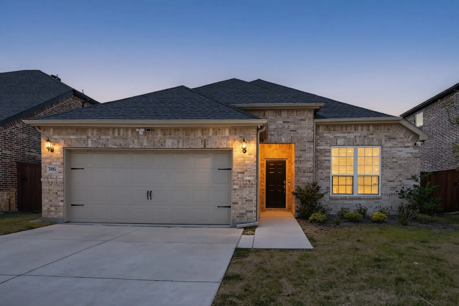 Single Family Residence For Rent in Tarrant County , 316 Rangars Ridge Place, Fort Worth, Texas 76120, 4 Bedroom, 3 Bathroom, 2 Garage spaces, 1,973 Sqft, built in 2023, mls#21394285, Real Estate Agent in Fort Worth, Homes For Rent in Tarrant county, Homes For Rent in Fort Worth, Realtor in Fort Worth Texas, Real Estate Brokerage Independent Realty Texas, Luminita Cordes Realtor