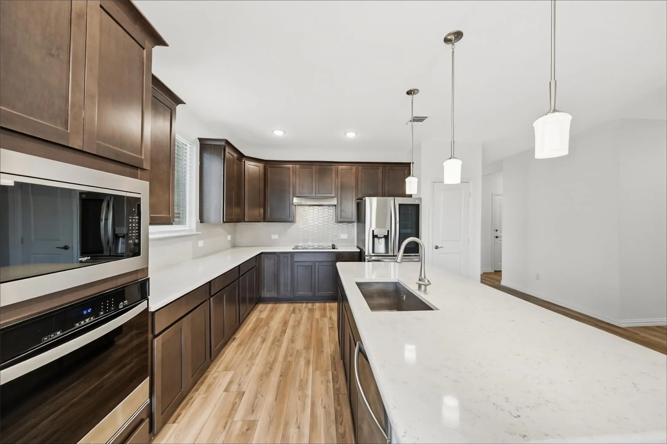 Single Family Residence For Rent in Tarrant County , 316 Rangars Ridge Place, Fort Worth, Texas 76120, 4 Bedroom, 3 Bathroom, 2 Garage spaces, 1,973 Sqft, built in 2023, mls#21394285, Real Estate Agent in Fort Worth, Homes For Rent in Tarrant county, Homes For Rent in Fort Worth, Realtor in Fort Worth Texas, Real Estate Brokerage Independent Realty Texas, Luminita Cordes Realtor