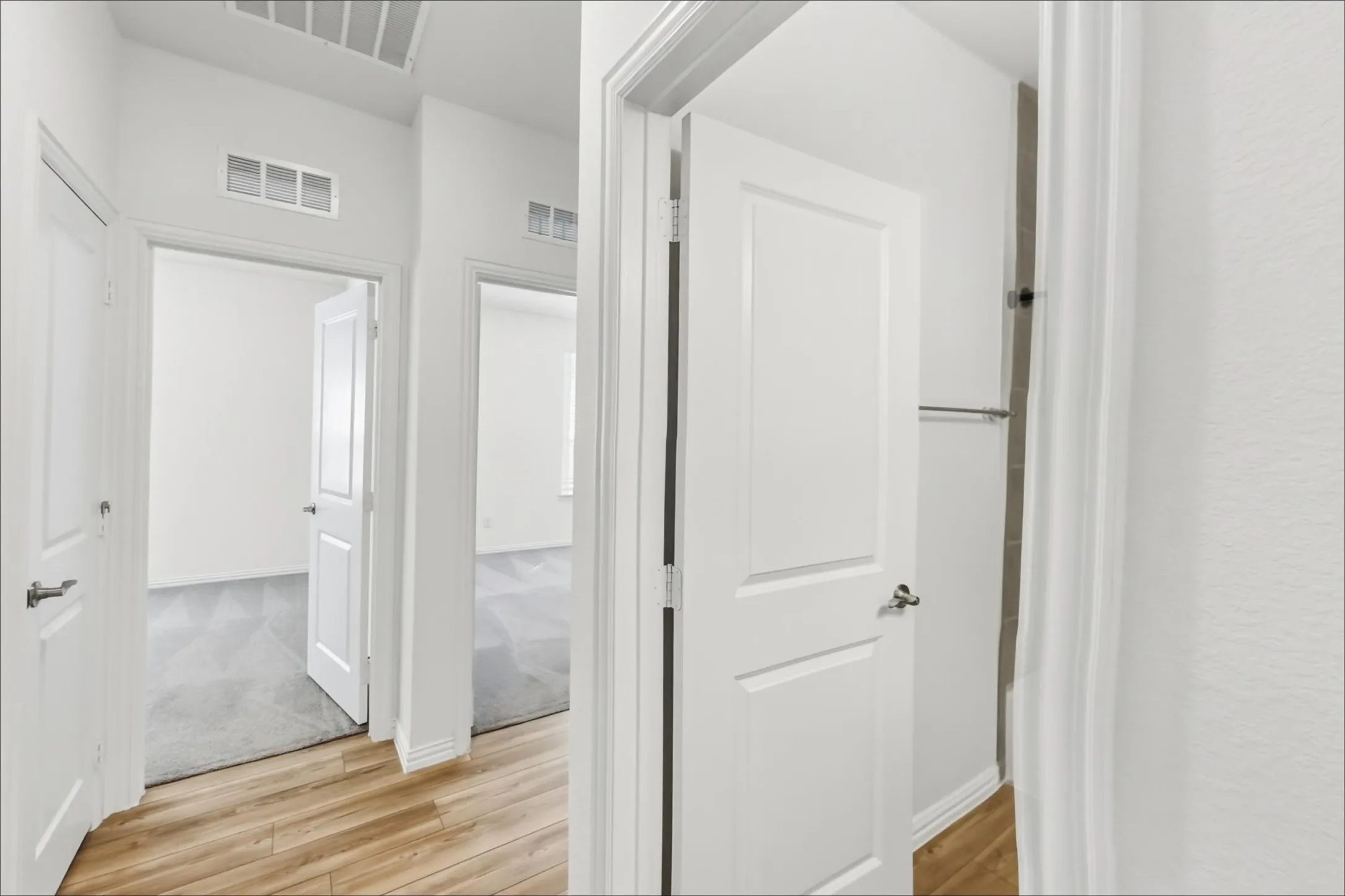 Single Family Residence For Rent in Tarrant County , 316 Rangars Ridge Place, Fort Worth, Texas 76120, 4 Bedroom, 3 Bathroom, 2 Garage spaces, 1,973 Sqft, built in 2023, mls#21394285, Real Estate Agent in Fort Worth, Homes For Rent in Tarrant county, Homes For Rent in Fort Worth, Realtor in Fort Worth Texas, Real Estate Brokerage Independent Realty Texas, Luminita Cordes Realtor