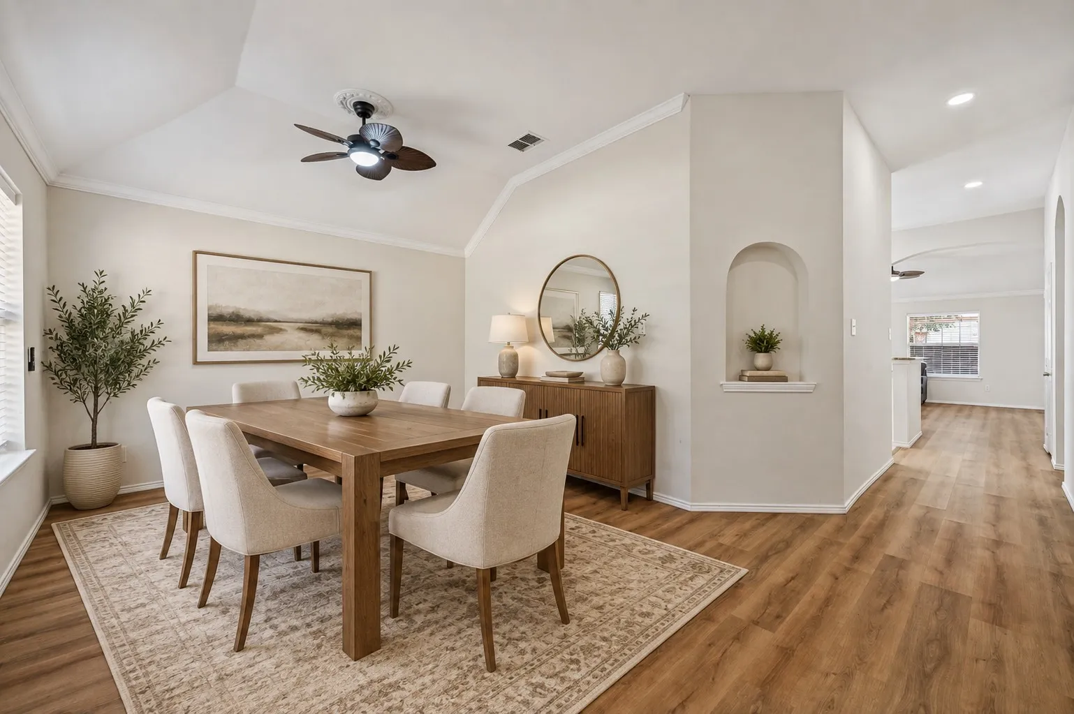 Single Family Residence For Rent in Collin County , 9109 Azinger Drive, Plano, Texas 75025, 4 Bedroom, 2 Bathroom, 2 Garage spaces, 1,984 Sqft, built in 1996, mls#21392646, Real Estate Agent in Plano, Homes For Rent in Collin county, Homes For Rent in Plano, Realtor in Plano Texas, Real Estate Brokerage Independent Realty Texas, Luminita Cordes Realtor