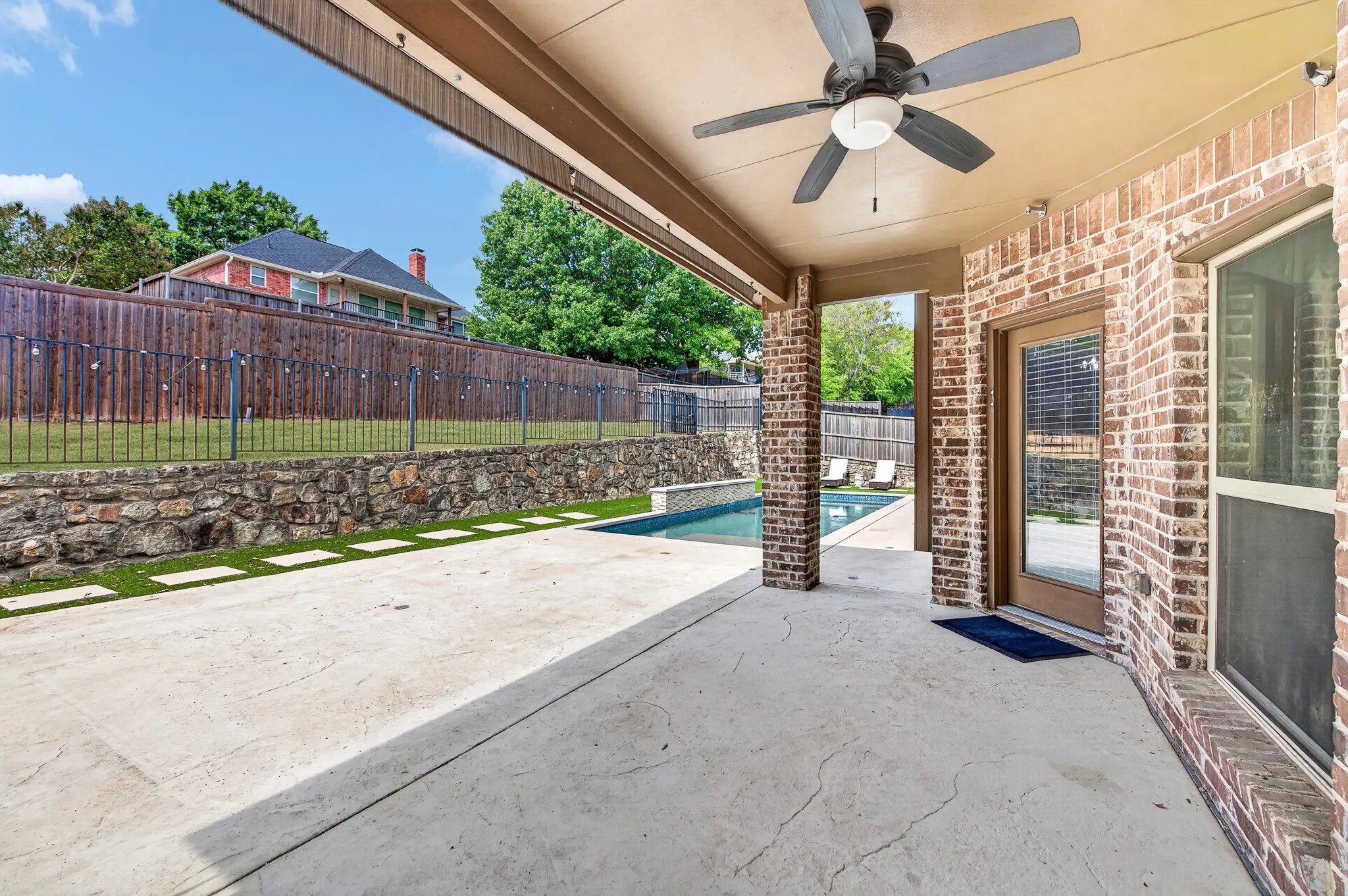 Single Family Residence For Sale in Collin County , 1108 Navajo Drive, Mc Kinney, Texas 75072, 5 Bedroom, 5 Bathroom, 3 Garage spaces, 4,301 Sqft, built in 2013, mls#21391899, Real Estate Agent in Mc Kinney, Homes For Sale in Collin county, Homes For Sale in Mc Kinney, Realtor in Mc Kinney Texas, Real Estate Brokerage Independent Realty Texas, Luminita Cordes Realtor
