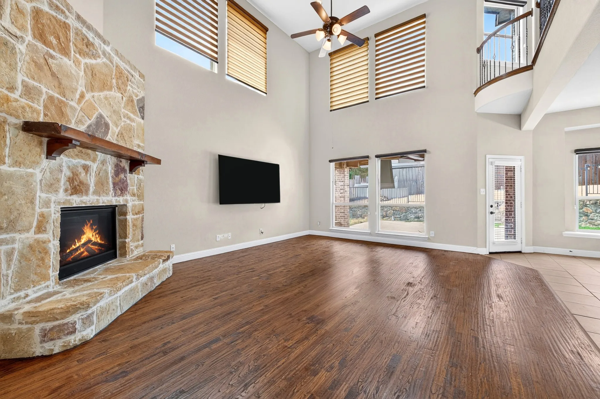 Single Family Residence For Sale in Collin County , 1108 Navajo Drive, Mc Kinney, Texas 75072, 5 Bedroom, 5 Bathroom, 3 Garage spaces, 4,301 Sqft, built in 2013, mls#21391899, Real Estate Agent in Mc Kinney, Homes For Sale in Collin county, Homes For Sale in Mc Kinney, Realtor in Mc Kinney Texas, Real Estate Brokerage Independent Realty Texas, Luminita Cordes Realtor