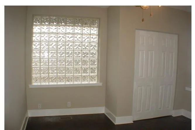 Apartment For Rent in Dallas County , 1122 N Zang Boulevard 102, Dallas, Texas 75203, 1 Bedroom, 1 Bathroom, Garage spaces, 800 Sqft, built in 1949, mls#21394288, Real Estate Agent in Dallas, Homes For Rent in Dallas county, Homes For Rent in Dallas, Realtor in Dallas Texas, Real Estate Brokerage Independent Realty Texas, Luminita Cordes Realtor
