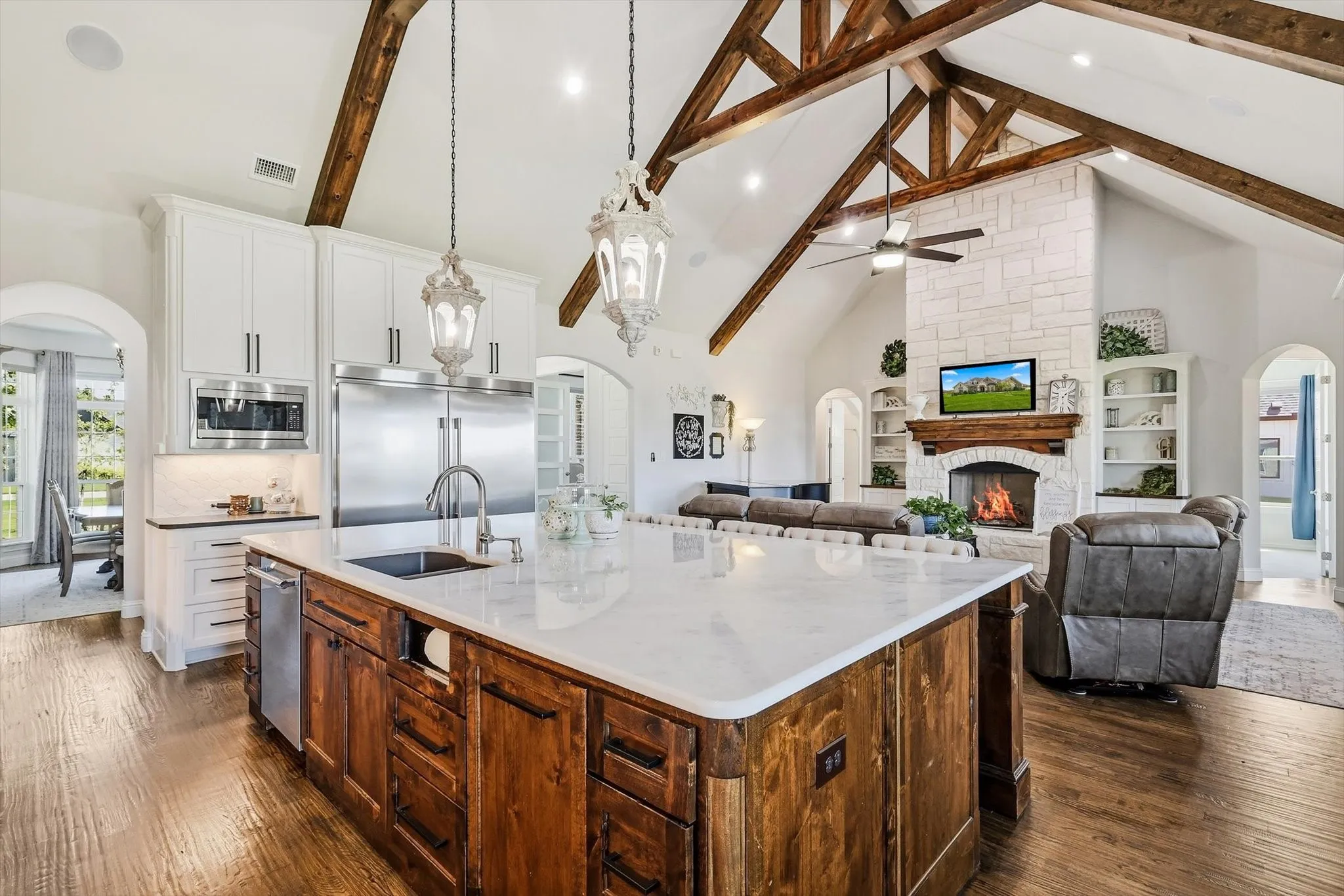 Single Family Residence For Sale in Denton County , 3424 Stardust Lane, Northlake, Texas 76226, 3 Bedroom, 3 Bathroom, 3 Garage spaces, 3,290 Sqft, built in 2020, mls#21392944, Real Estate Agent in Northlake, Homes For Sale in Denton county, Homes For Sale in Northlake, Realtor in Northlake Texas, Real Estate Brokerage Independent Realty Texas, Luminita Cordes Realtor