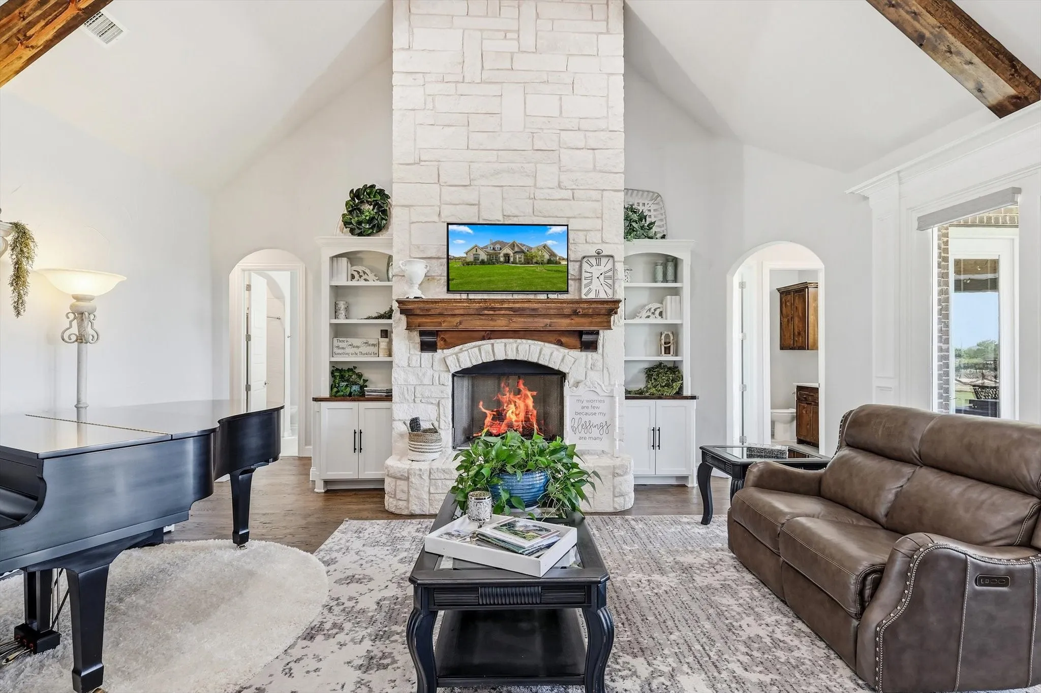 Single Family Residence For Sale in Denton County , 3424 Stardust Lane, Northlake, Texas 76226, 3 Bedroom, 3 Bathroom, 3 Garage spaces, 3,290 Sqft, built in 2020, mls#21392944, Real Estate Agent in Northlake, Homes For Sale in Denton county, Homes For Sale in Northlake, Realtor in Northlake Texas, Real Estate Brokerage Independent Realty Texas, Luminita Cordes Realtor