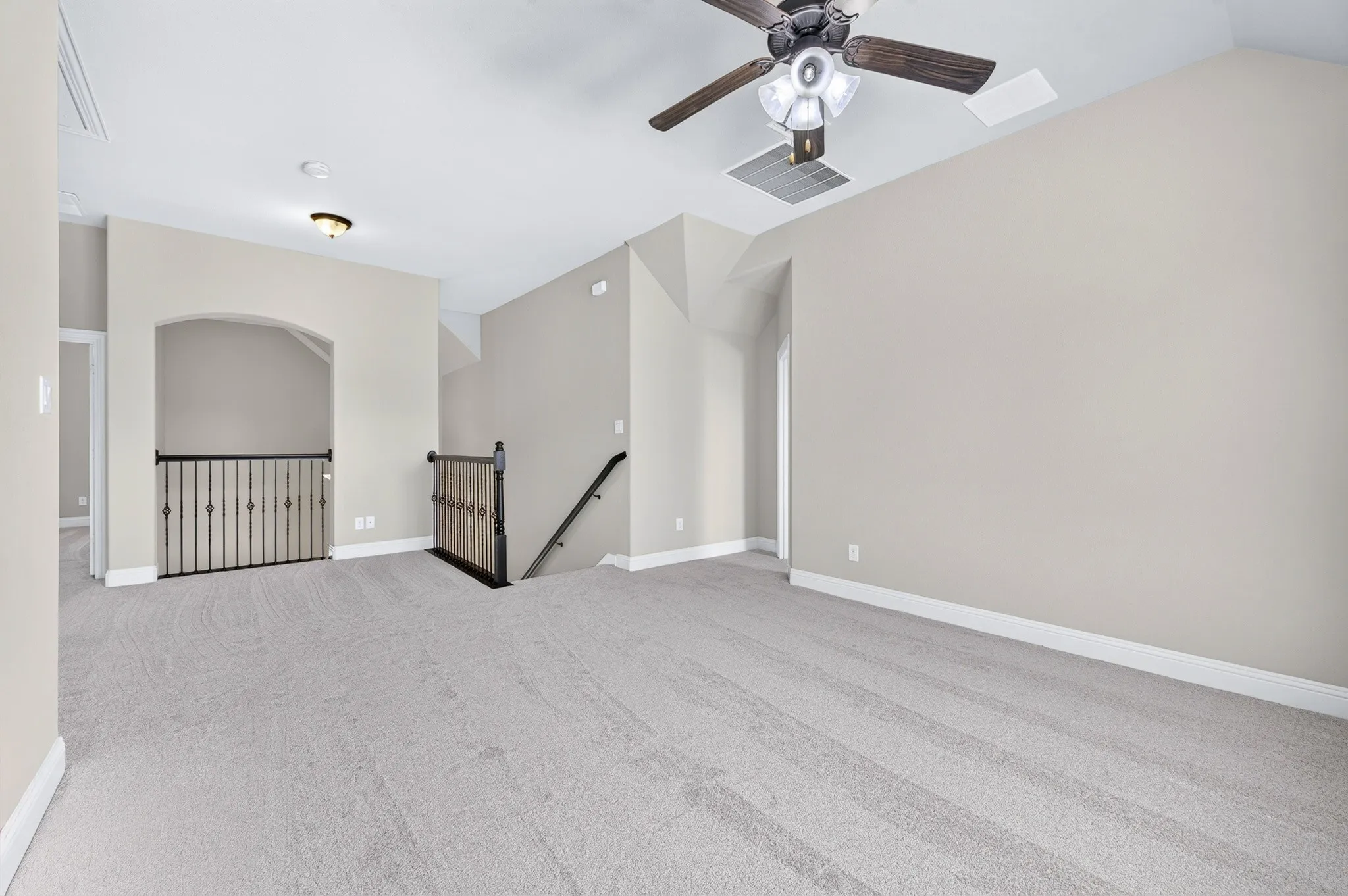 Single Family Residence For Sale in Collin County , 13775 Blackwolf Run Trail, Frisco, Texas 75035, 4 Bedroom, 3 Bathroom, 2 Garage spaces, 2,503 Sqft, built in 2013, mls#21394015, Real Estate Agent in Frisco, Homes For Sale in Collin county, Homes For Sale in Frisco, Realtor in Frisco Texas, Real Estate Brokerage Independent Realty Texas, Luminita Cordes Realtor