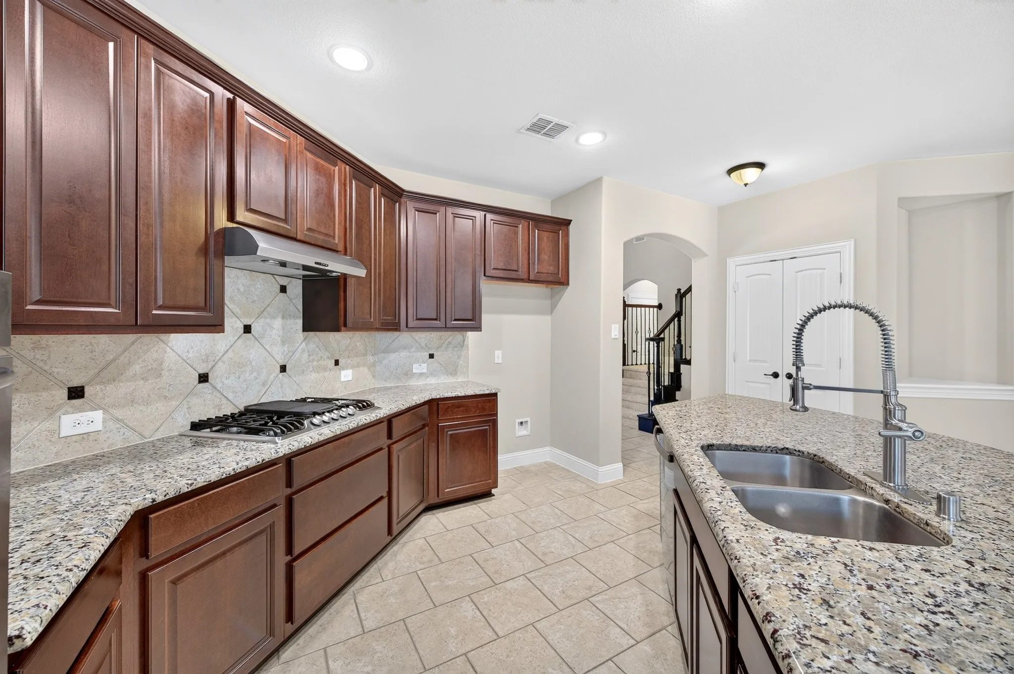 Single Family Residence For Sale in Collin County , 13775 Blackwolf Run Trail, Frisco, Texas 75035, 4 Bedroom, 3 Bathroom, 2 Garage spaces, 2,503 Sqft, built in 2013, mls#21394015, Real Estate Agent in Frisco, Homes For Sale in Collin county, Homes For Sale in Frisco, Realtor in Frisco Texas, Real Estate Brokerage Independent Realty Texas, Luminita Cordes Realtor