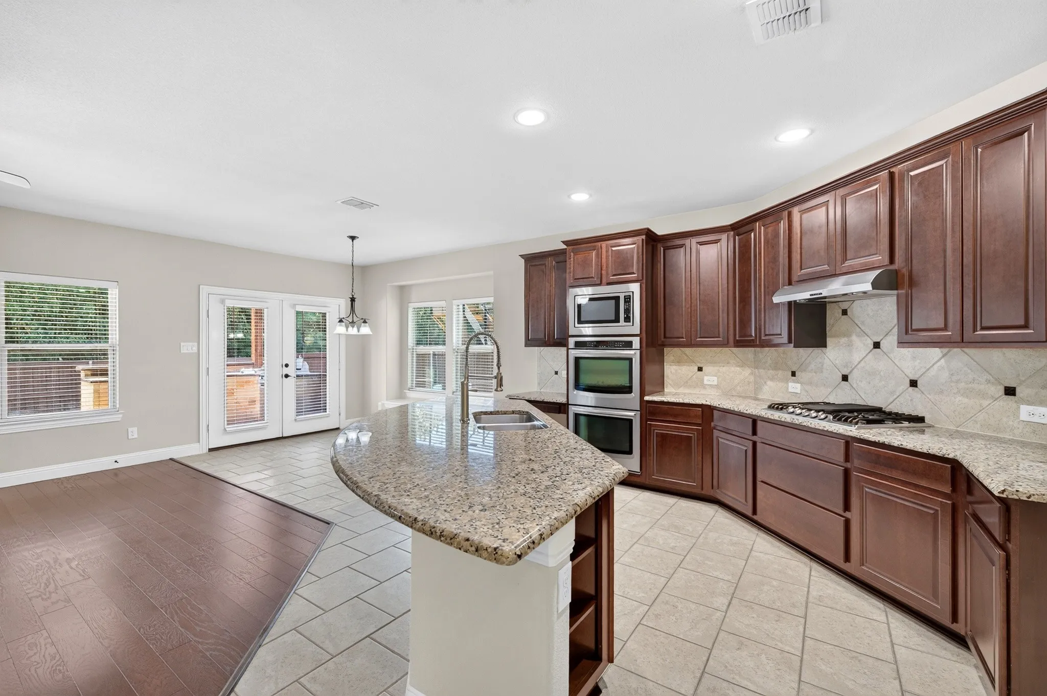 Single Family Residence For Sale in Collin County , 13775 Blackwolf Run Trail, Frisco, Texas 75035, 4 Bedroom, 3 Bathroom, 2 Garage spaces, 2,503 Sqft, built in 2013, mls#21394015, Real Estate Agent in Frisco, Homes For Sale in Collin county, Homes For Sale in Frisco, Realtor in Frisco Texas, Real Estate Brokerage Independent Realty Texas, Luminita Cordes Realtor