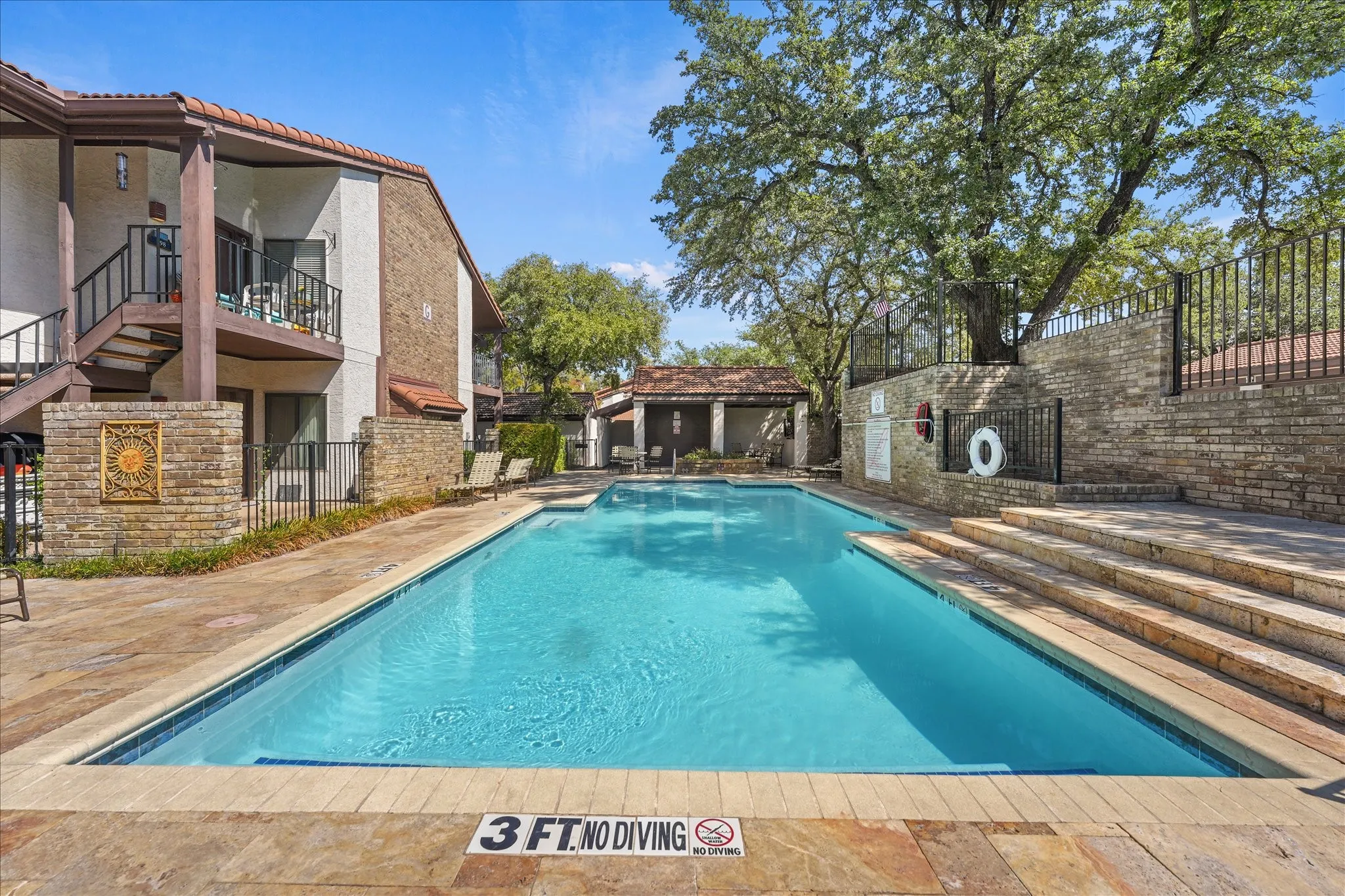 Condominium For Sale in Collin County , 18040 Midway Road 225, Dallas, Texas 75287, 2 Bedroom, 2 Bathroom, 1 Garage spaces, 1,442 Sqft, built in 1984, mls#21392758, Real Estate Agent in Dallas, Homes For Sale in Collin county, Homes For Sale in Dallas, Realtor in Dallas Texas, Real Estate Brokerage Independent Realty Texas, Luminita Cordes Realtor