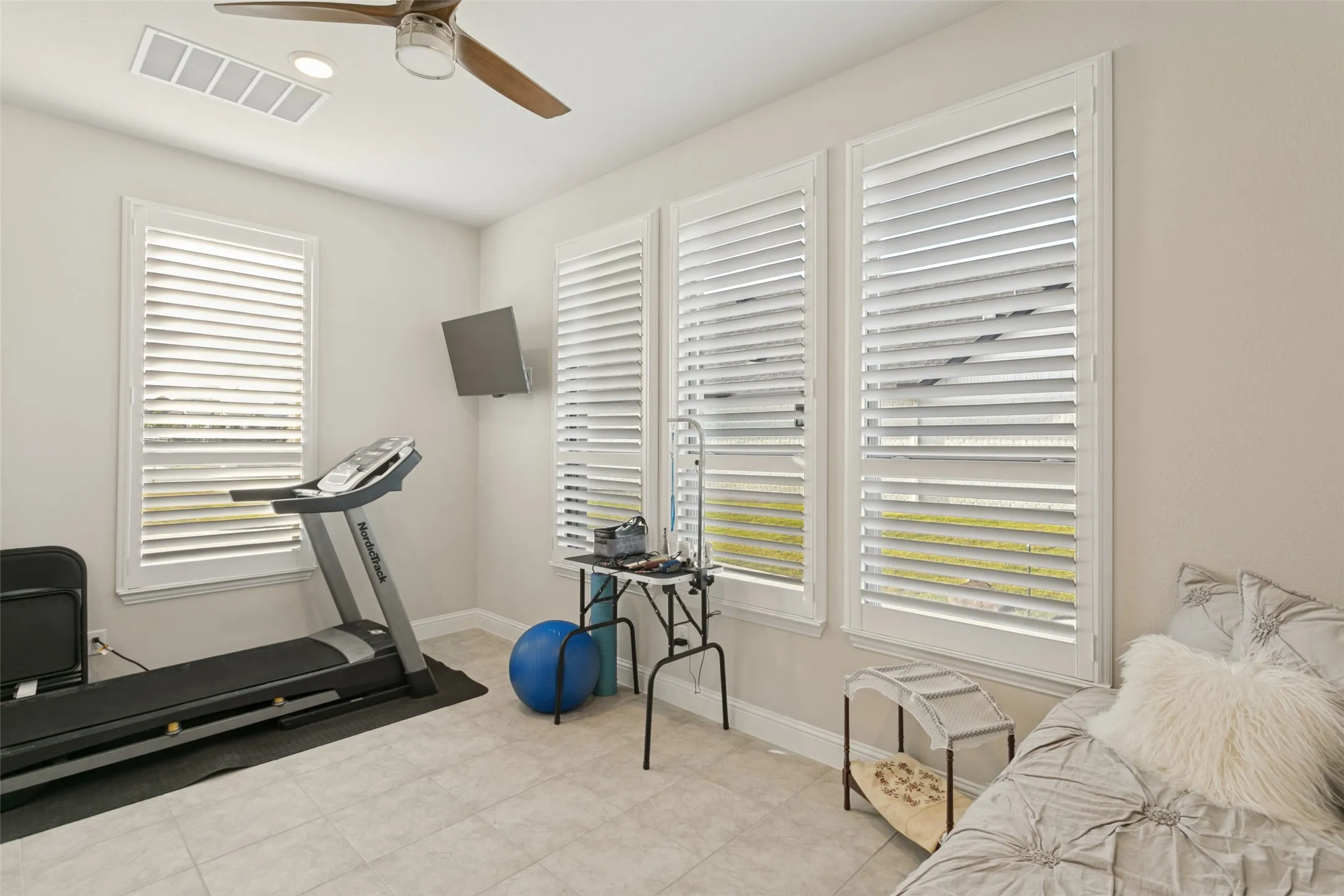 Single Family Residence For Sale in Parker County , 14356 Walsh Avenue, Fort Worth, Texas 76008, 3 Bedroom, 4 Bathroom, 3 Garage spaces, 3,418 Sqft, built in 2021, mls#21393813, Real Estate Agent in Fort Worth, Homes For Sale in Parker county, Homes For Sale in Fort Worth, Realtor in Fort Worth Texas, Real Estate Brokerage Independent Realty Texas, Luminita Cordes Realtor